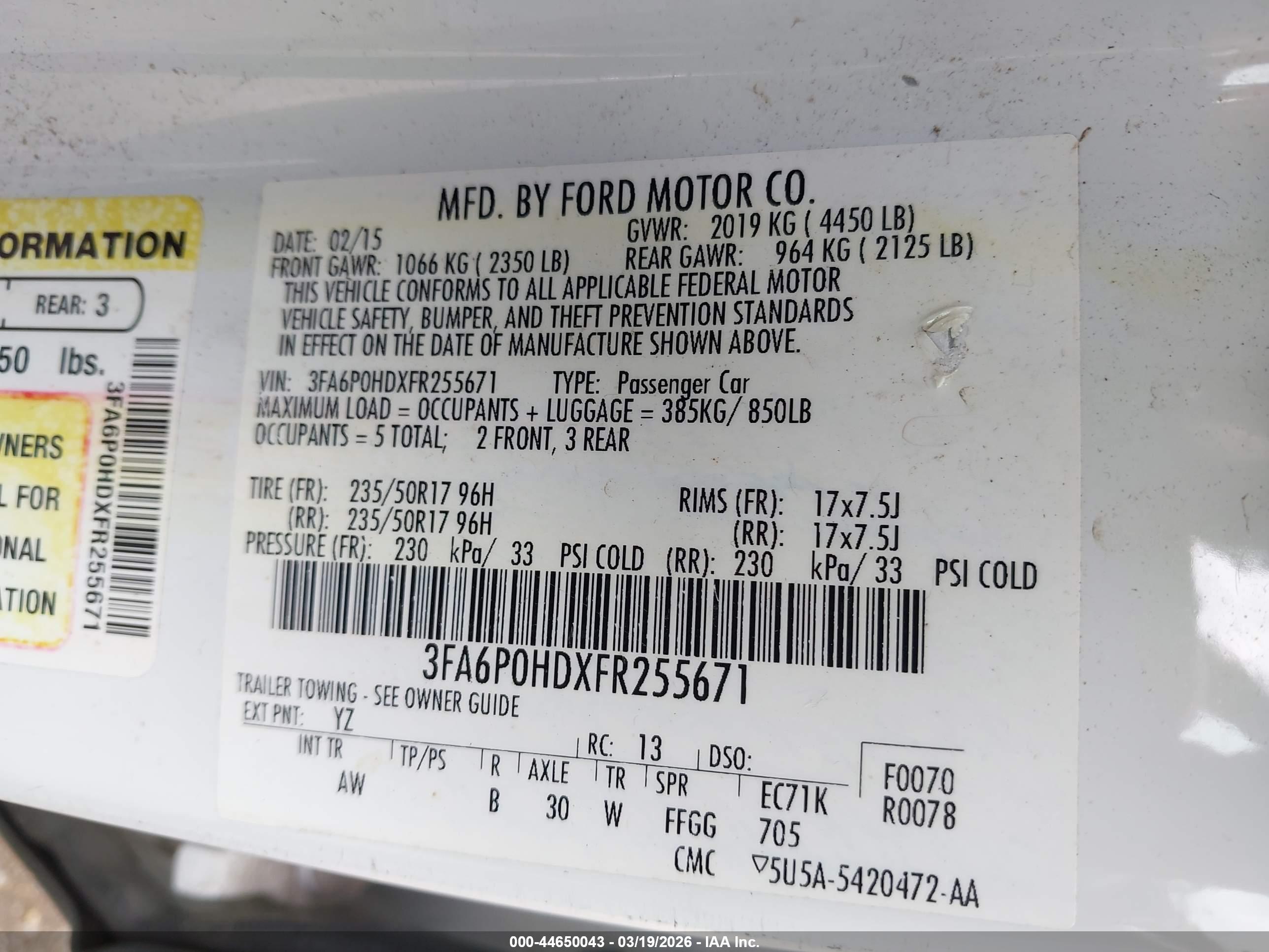 FORD FUSION image 9