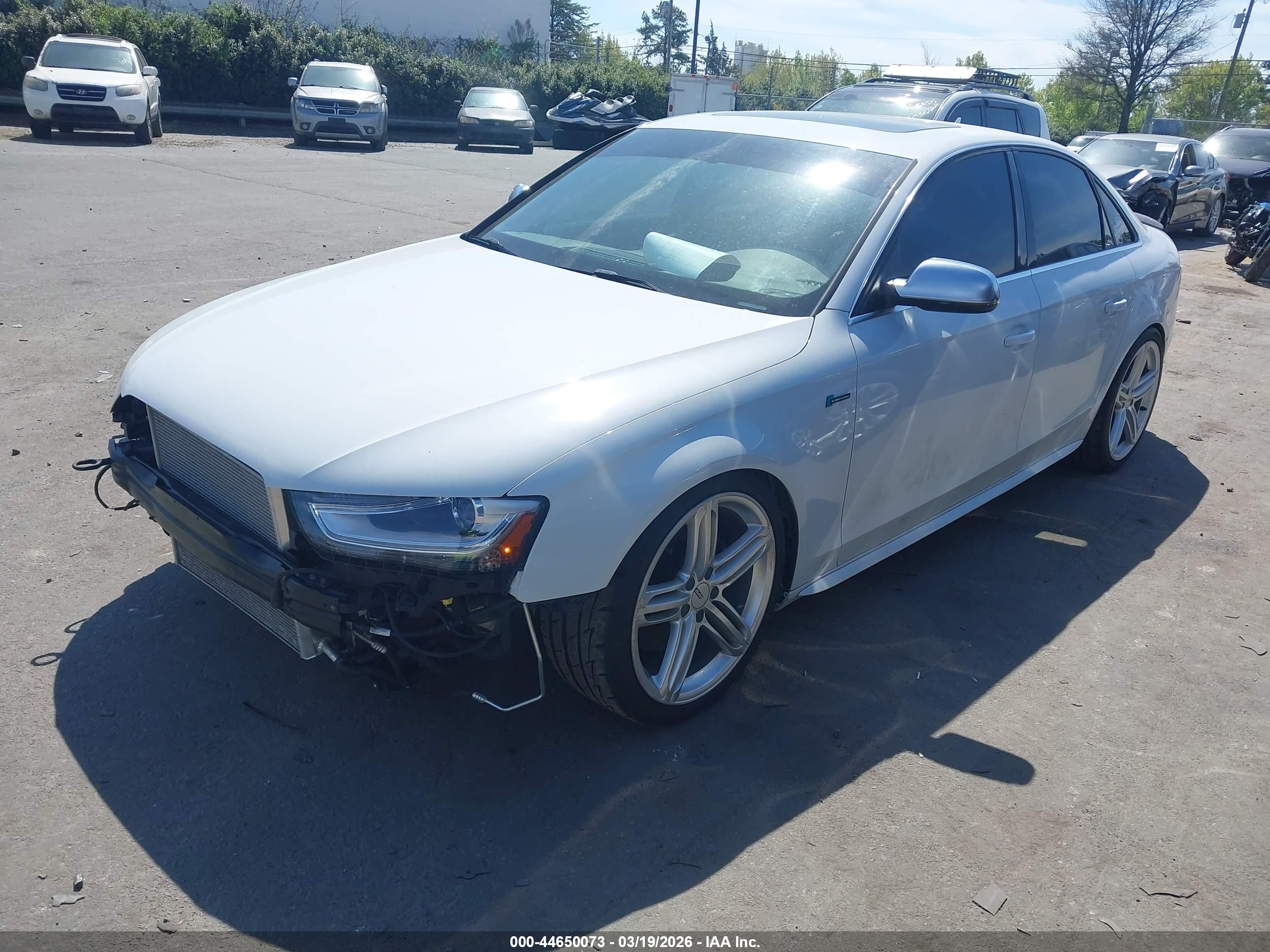AUDI S4 image 2