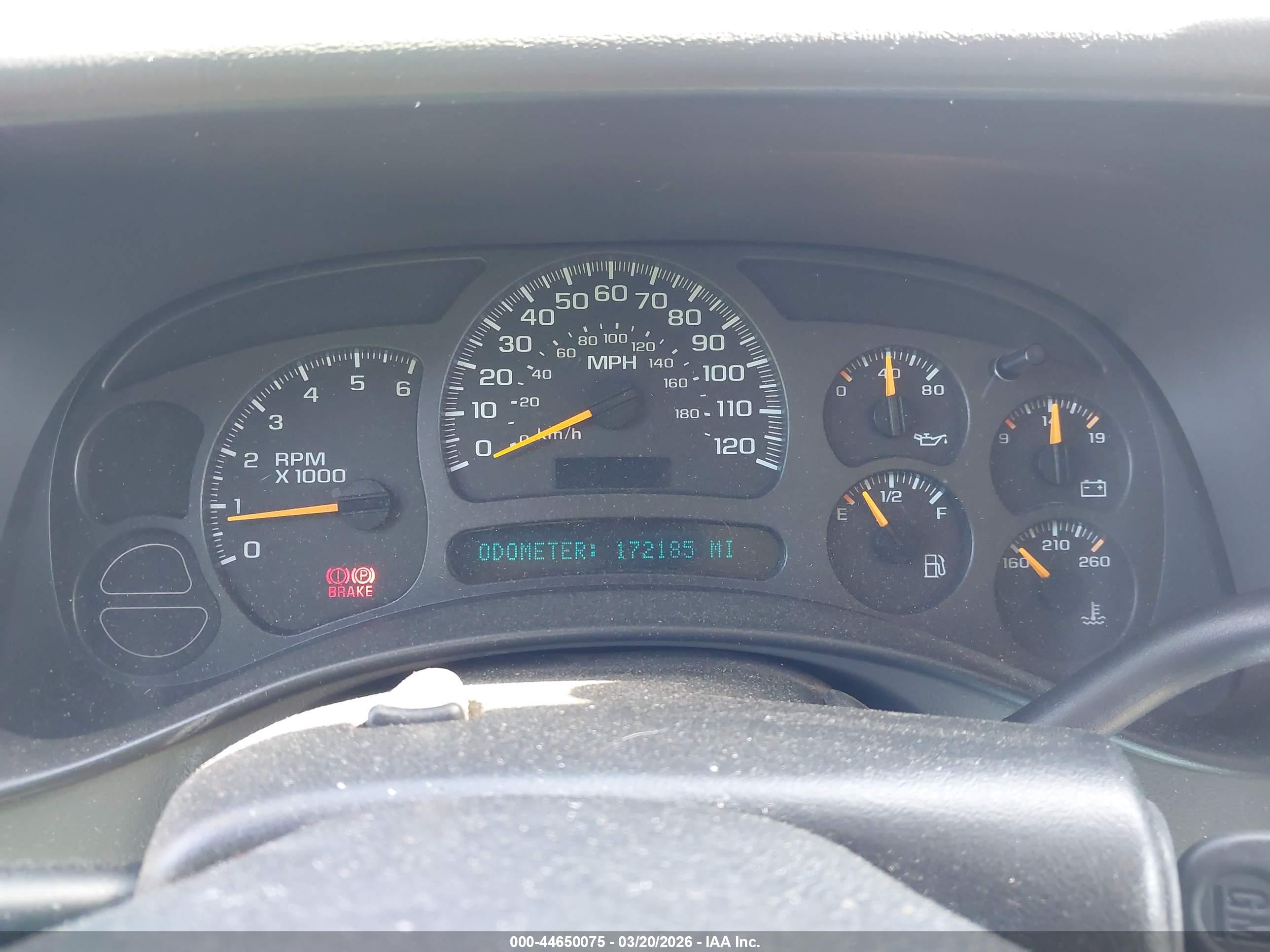 CHEVROLET TAHOE image 7