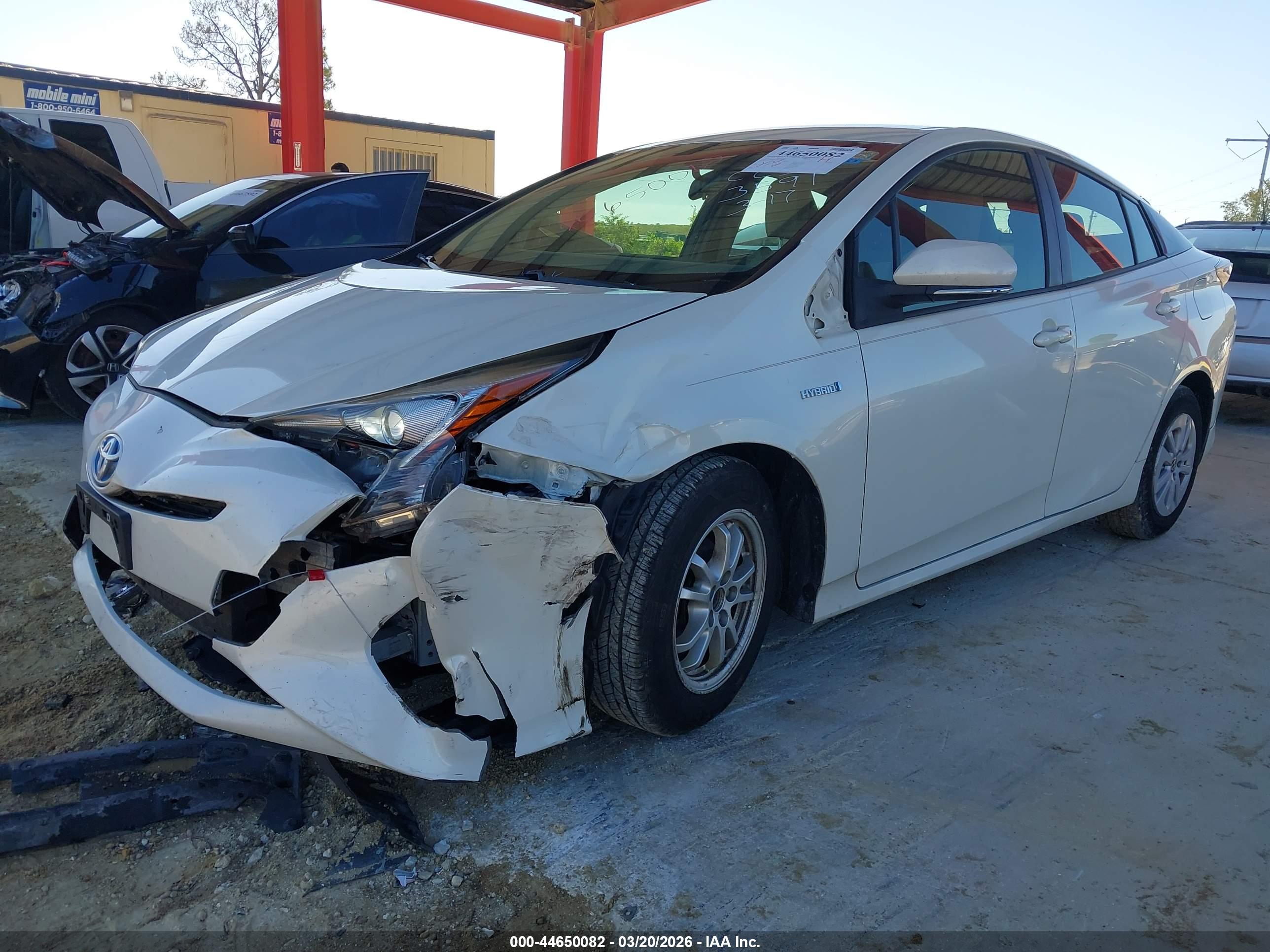 TOYOTA PRIUS image 2