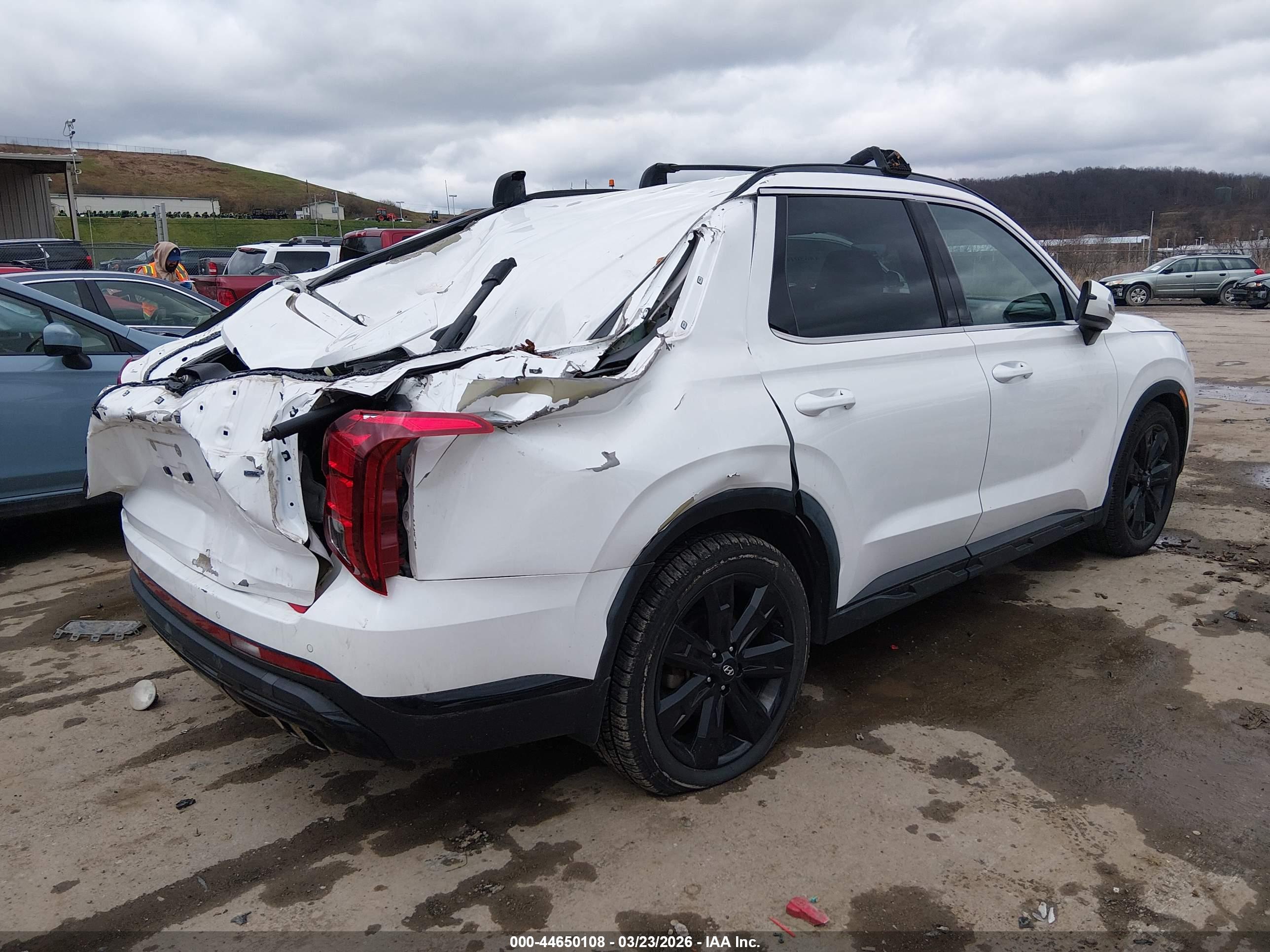 HYUNDAI PALISADE image 4