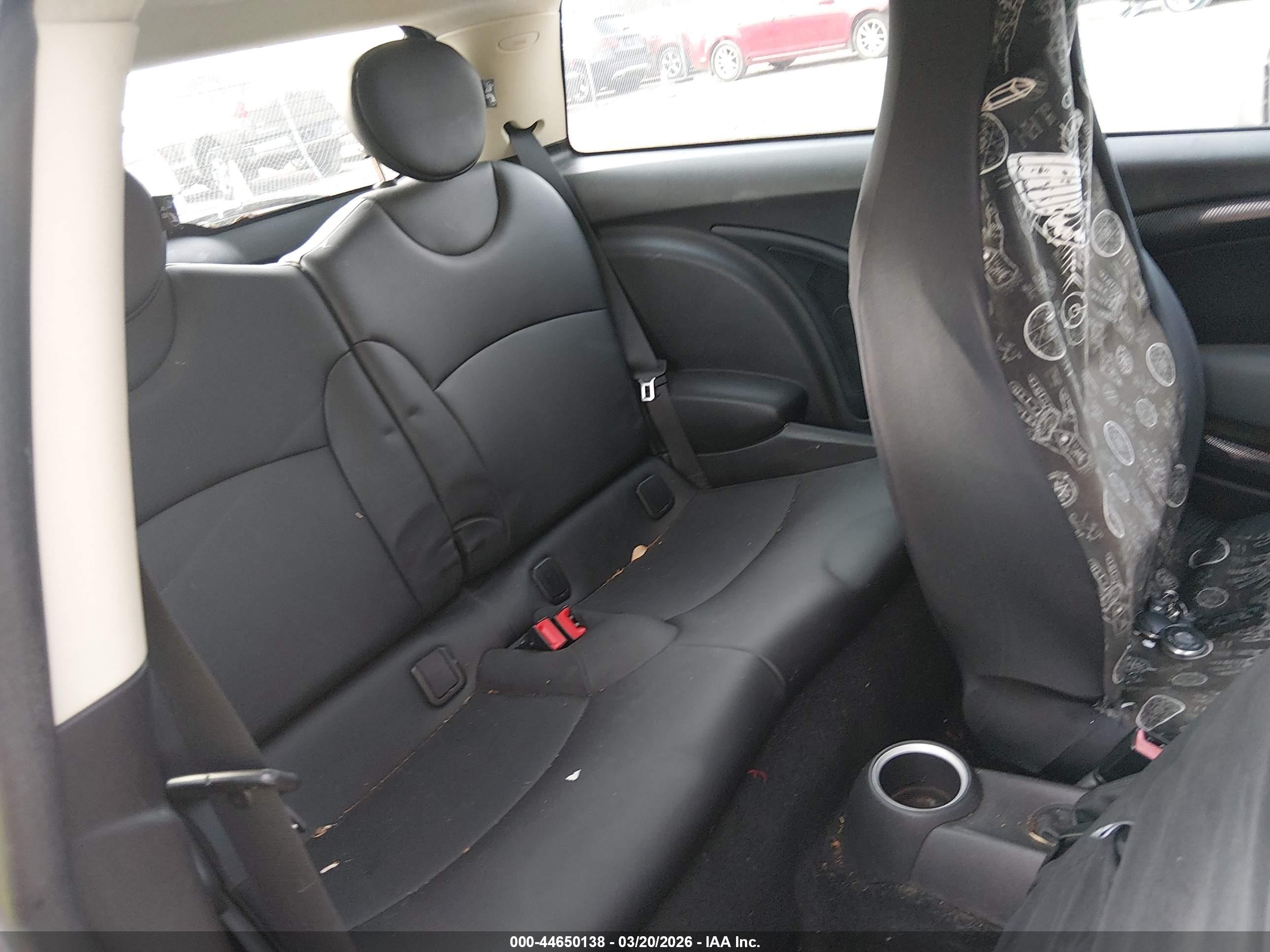 MINI COOPER image 8