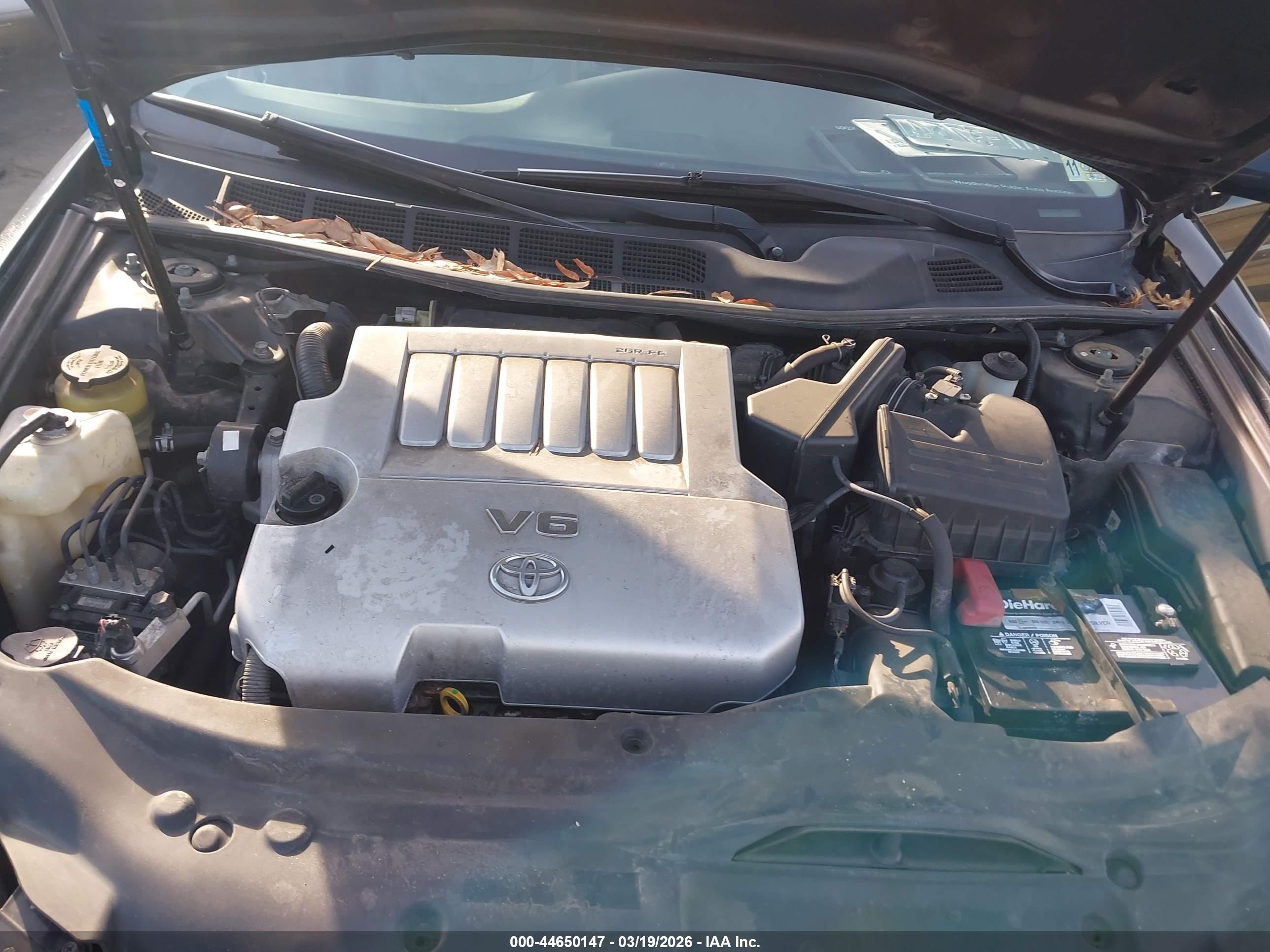 TOYOTA AVALON image 10