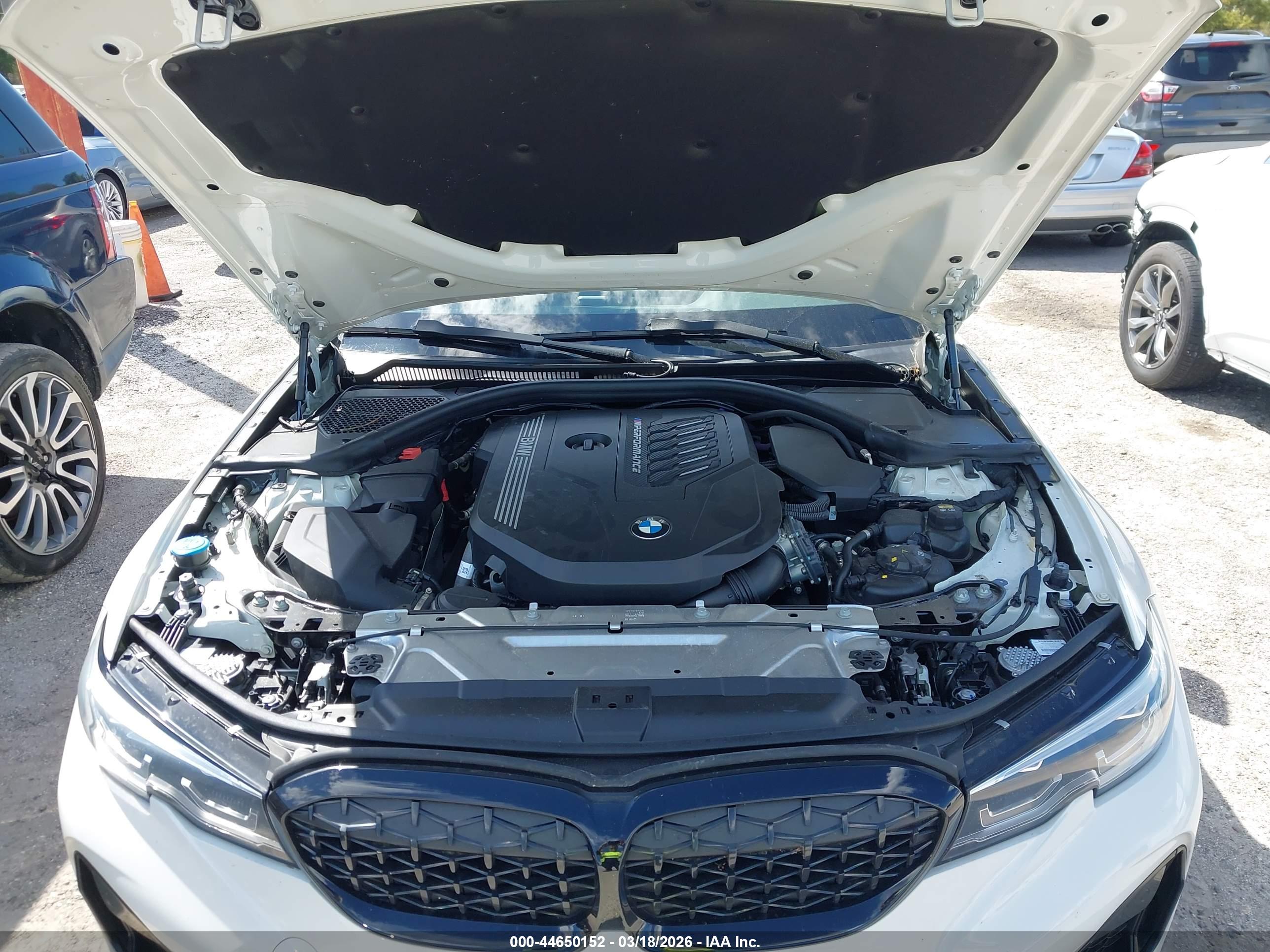 BMW M340I image 10