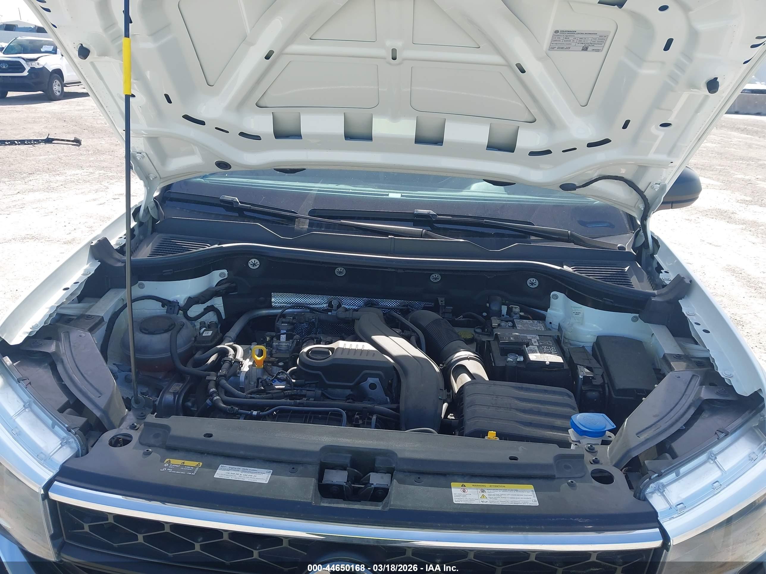 VOLKSWAGEN TAOS image 10