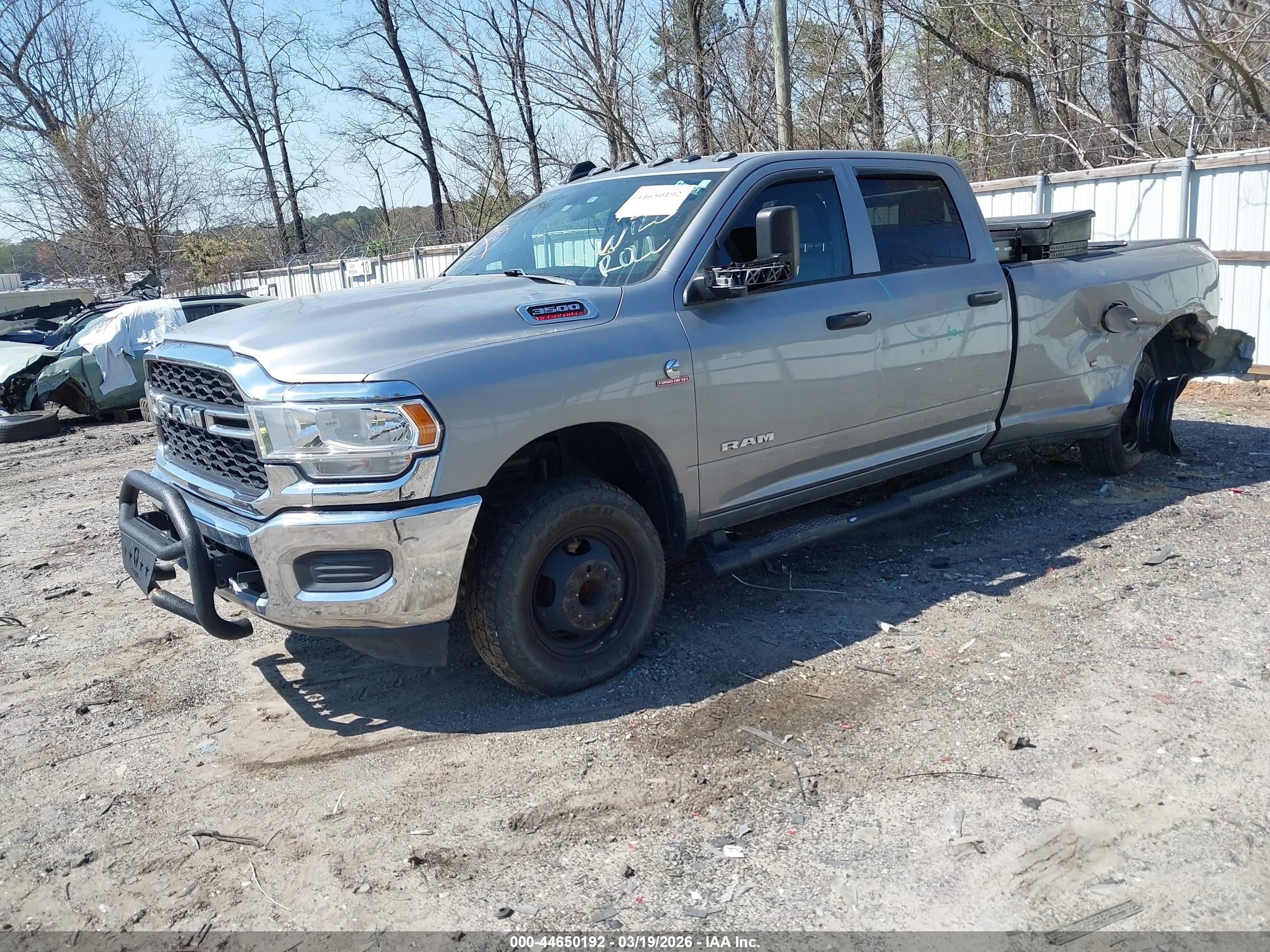 RAM 3500 image 2
