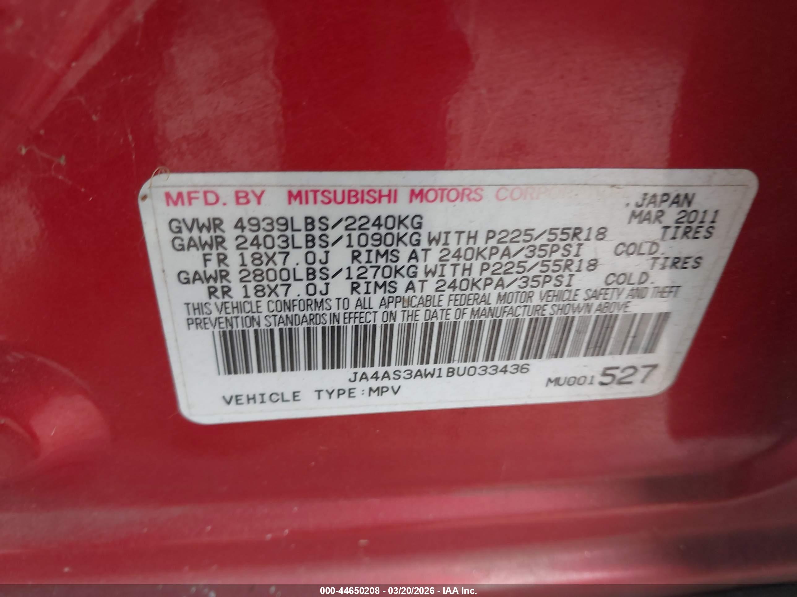 MITSUBISHI OUTLANDER image 9