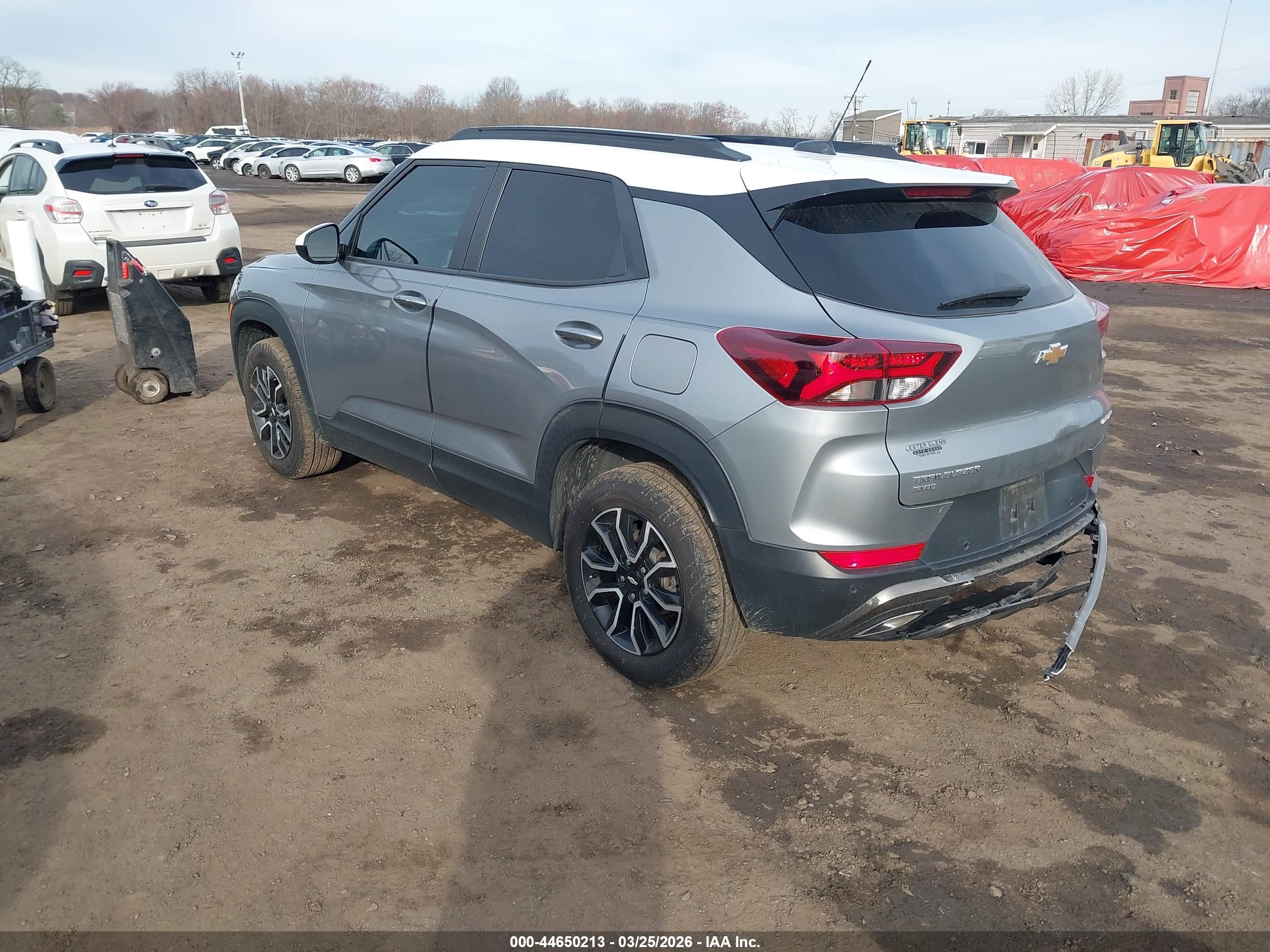 CHEVROLET TRAILBLAZER image 3