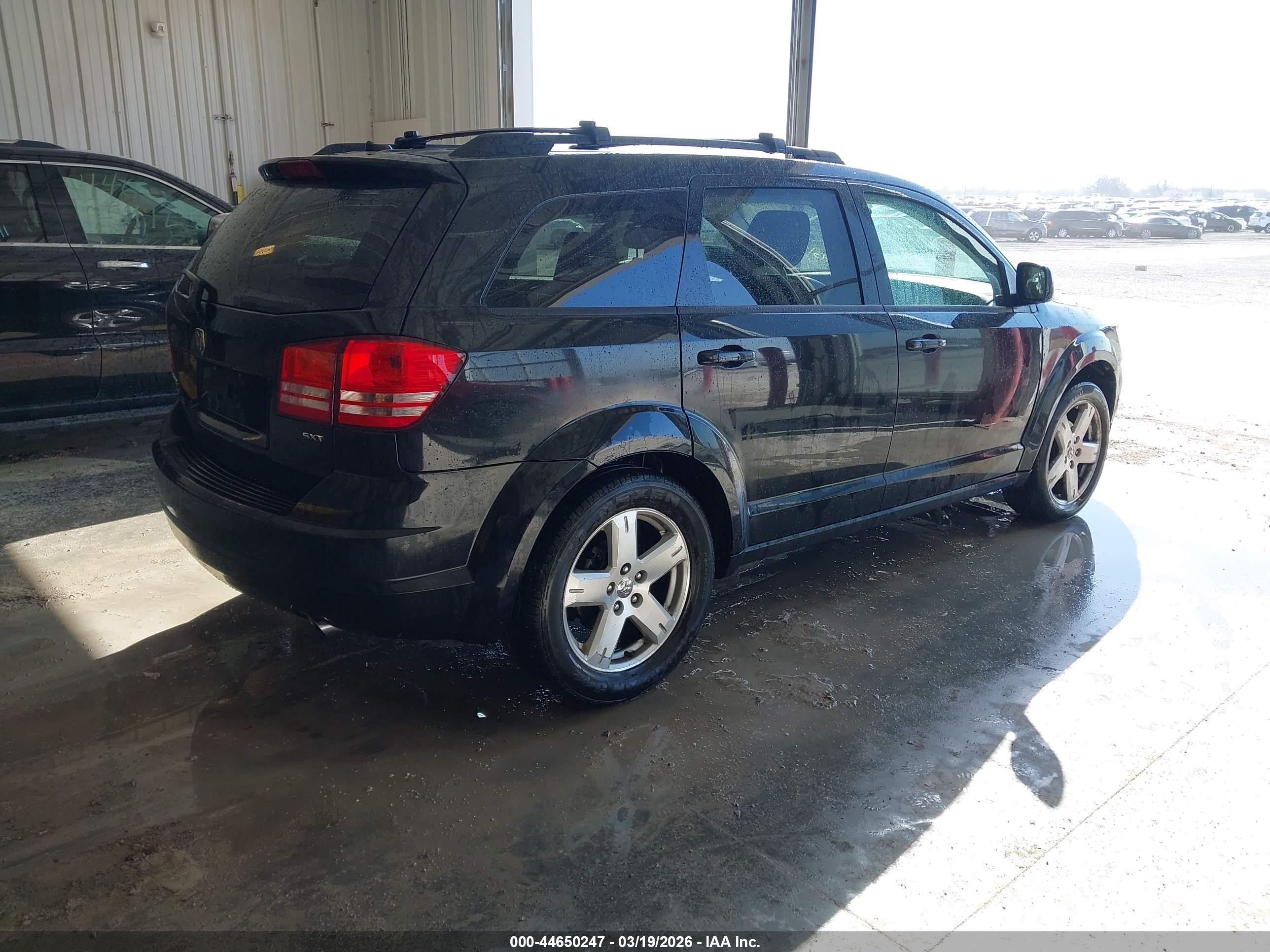 DODGE JOURNEY image 4