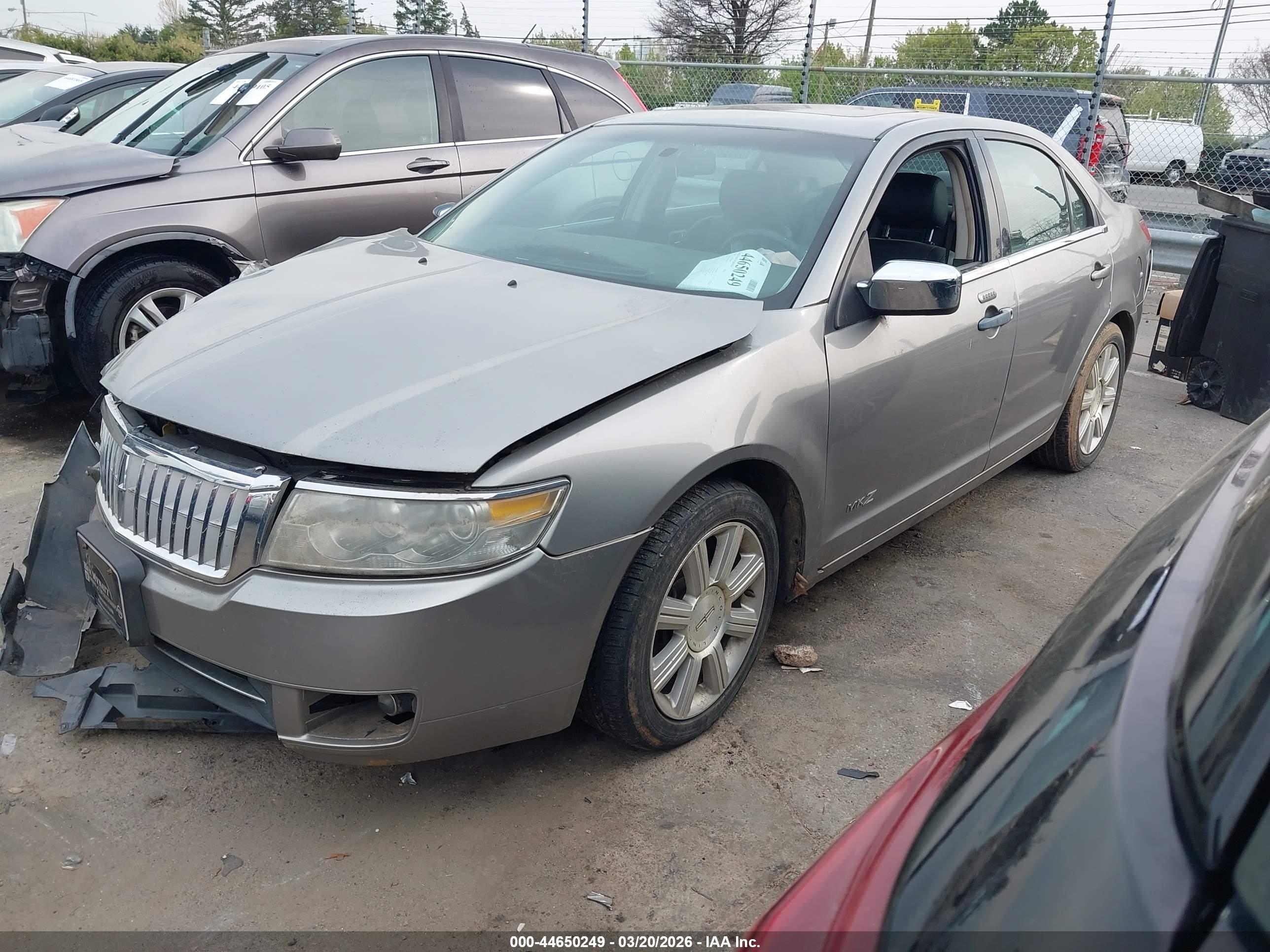 LINCOLN MKZ image 2