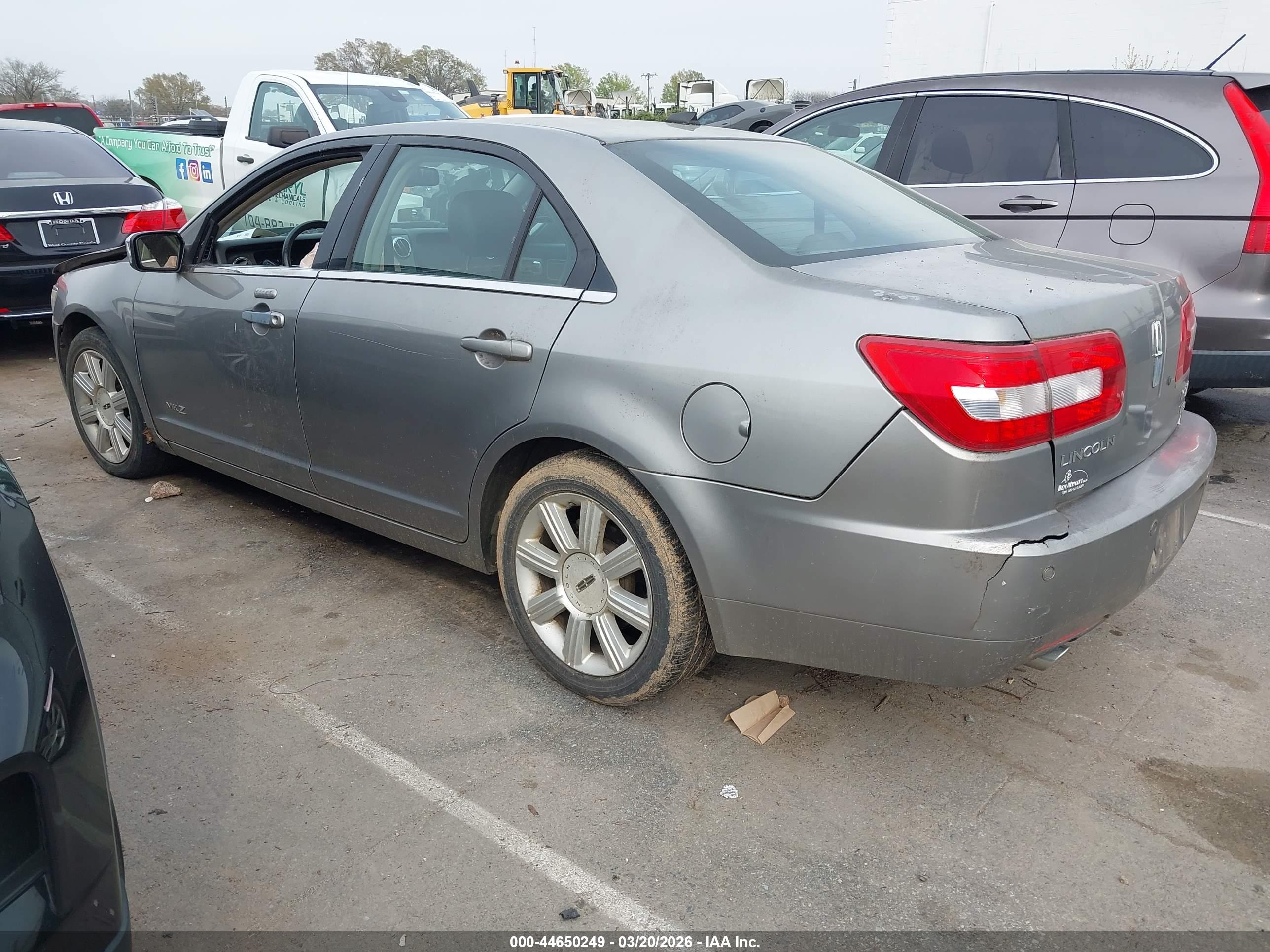 LINCOLN MKZ image 3
