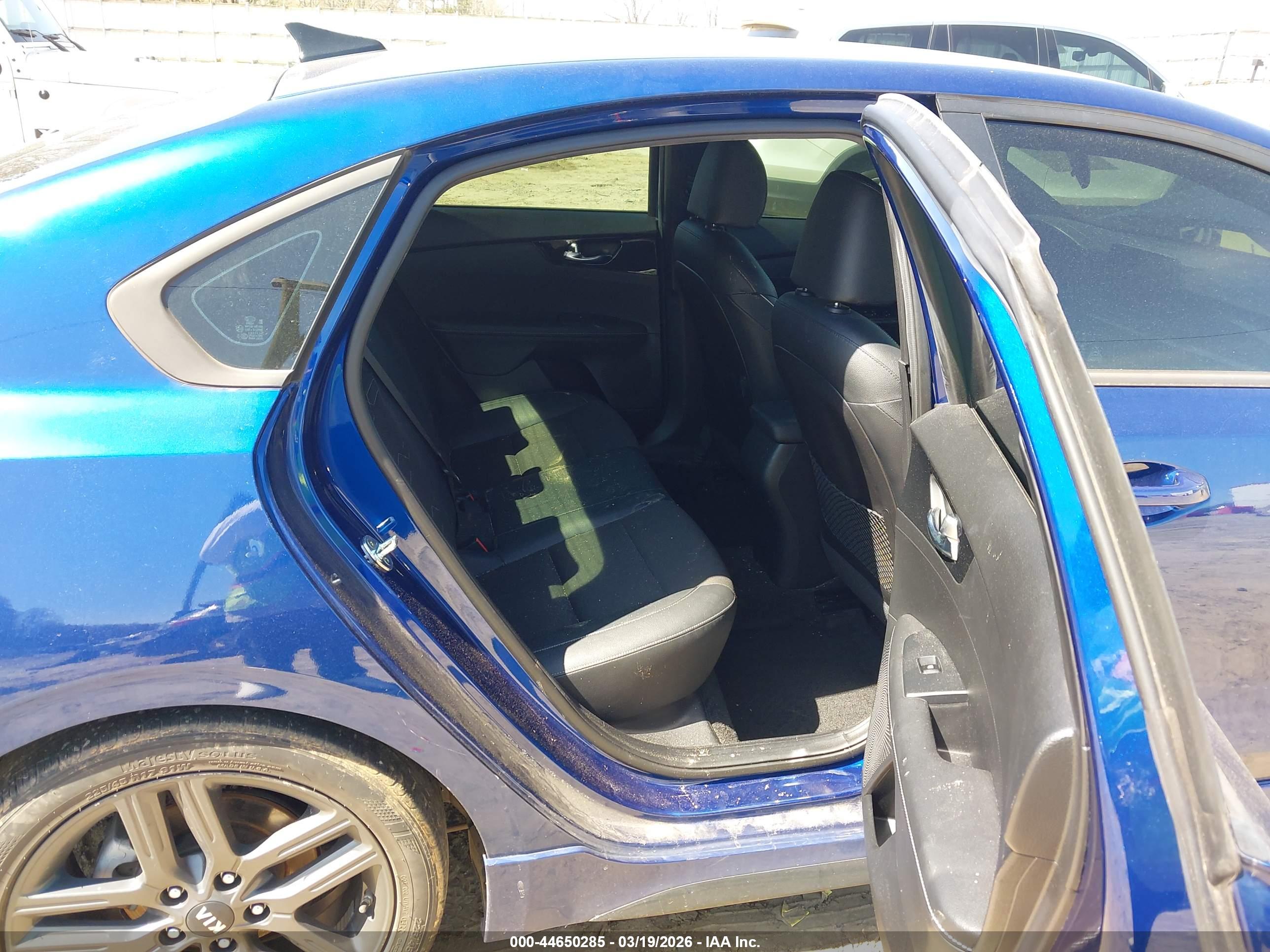 KIA FORTE image 8