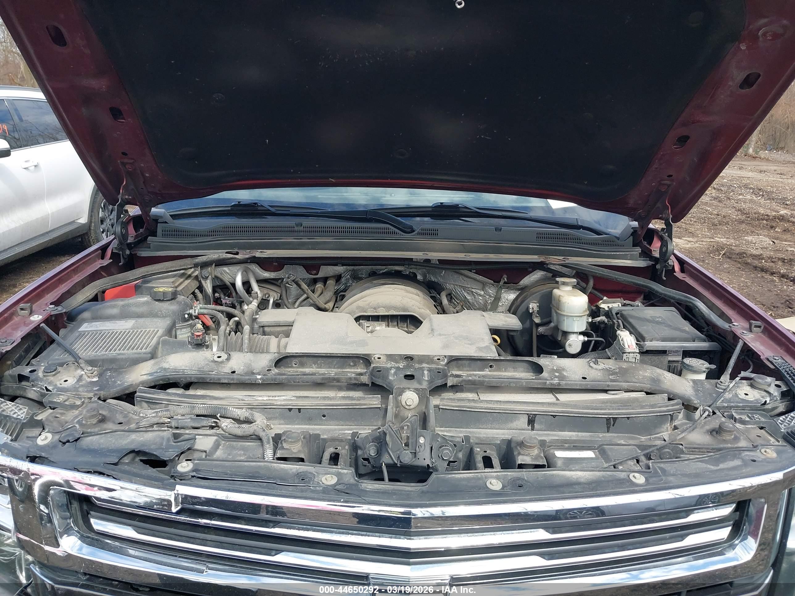 CHEVROLET SUBURBAN image 10