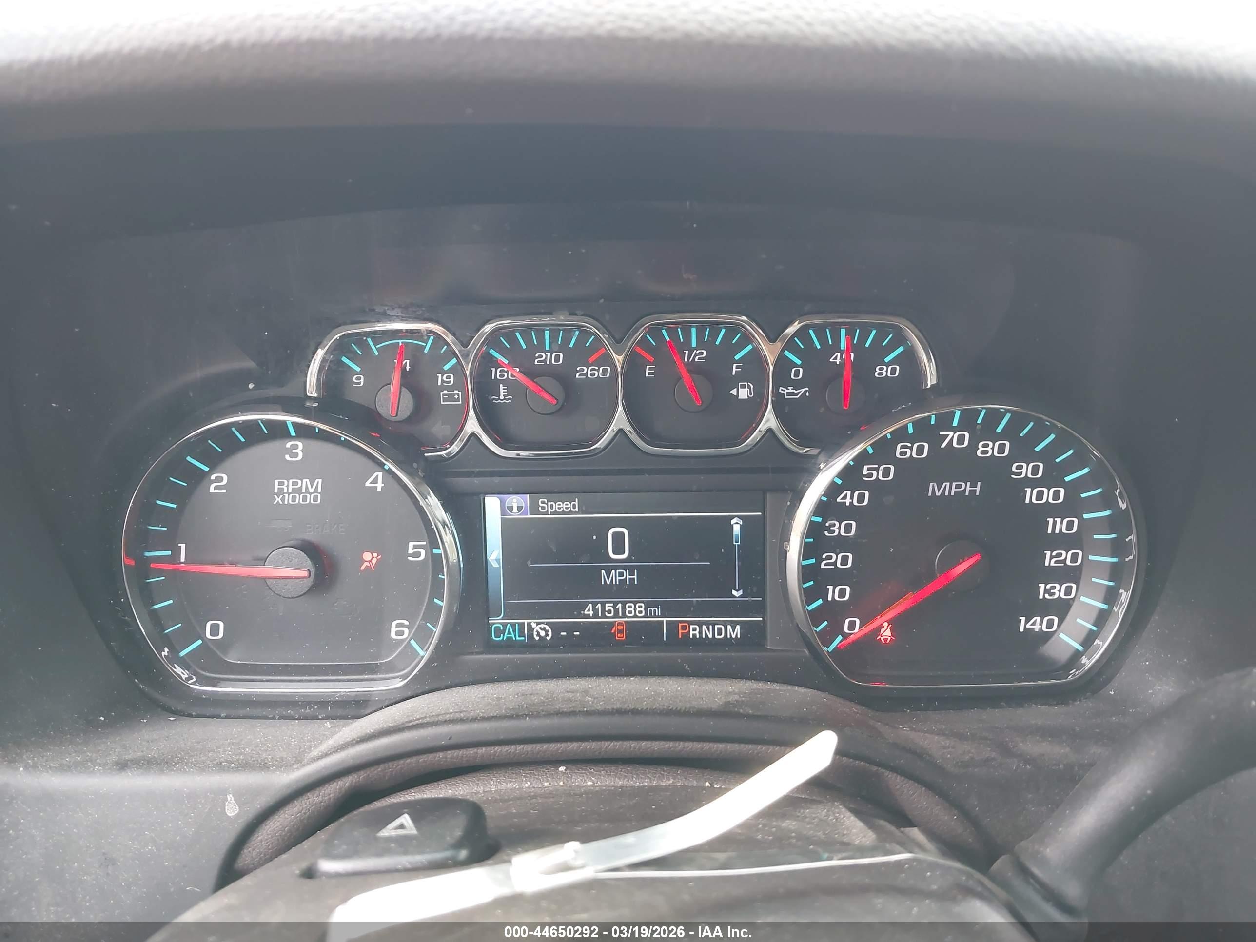 CHEVROLET SUBURBAN image 7