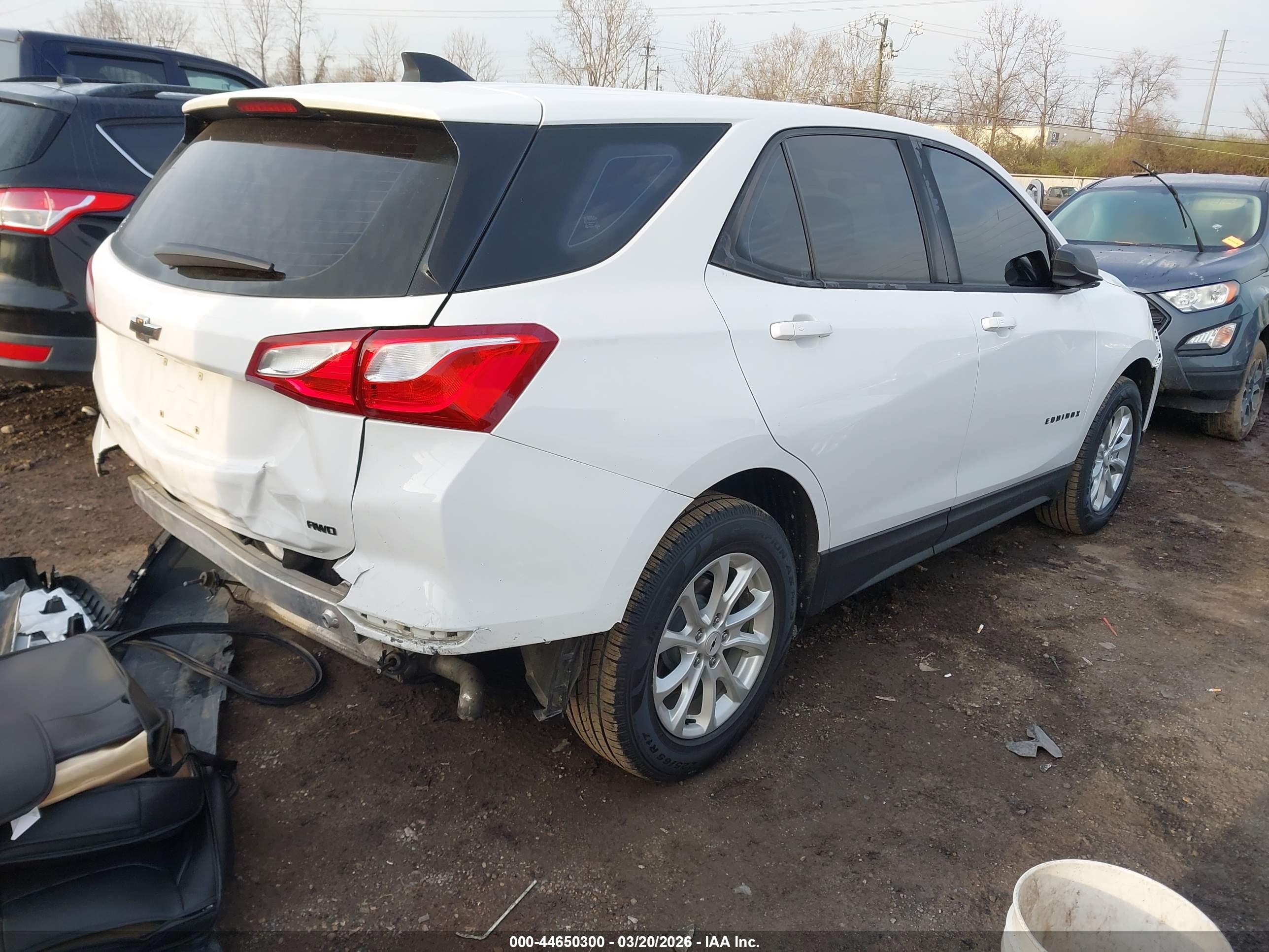 CHEVROLET EQUINOX image 4