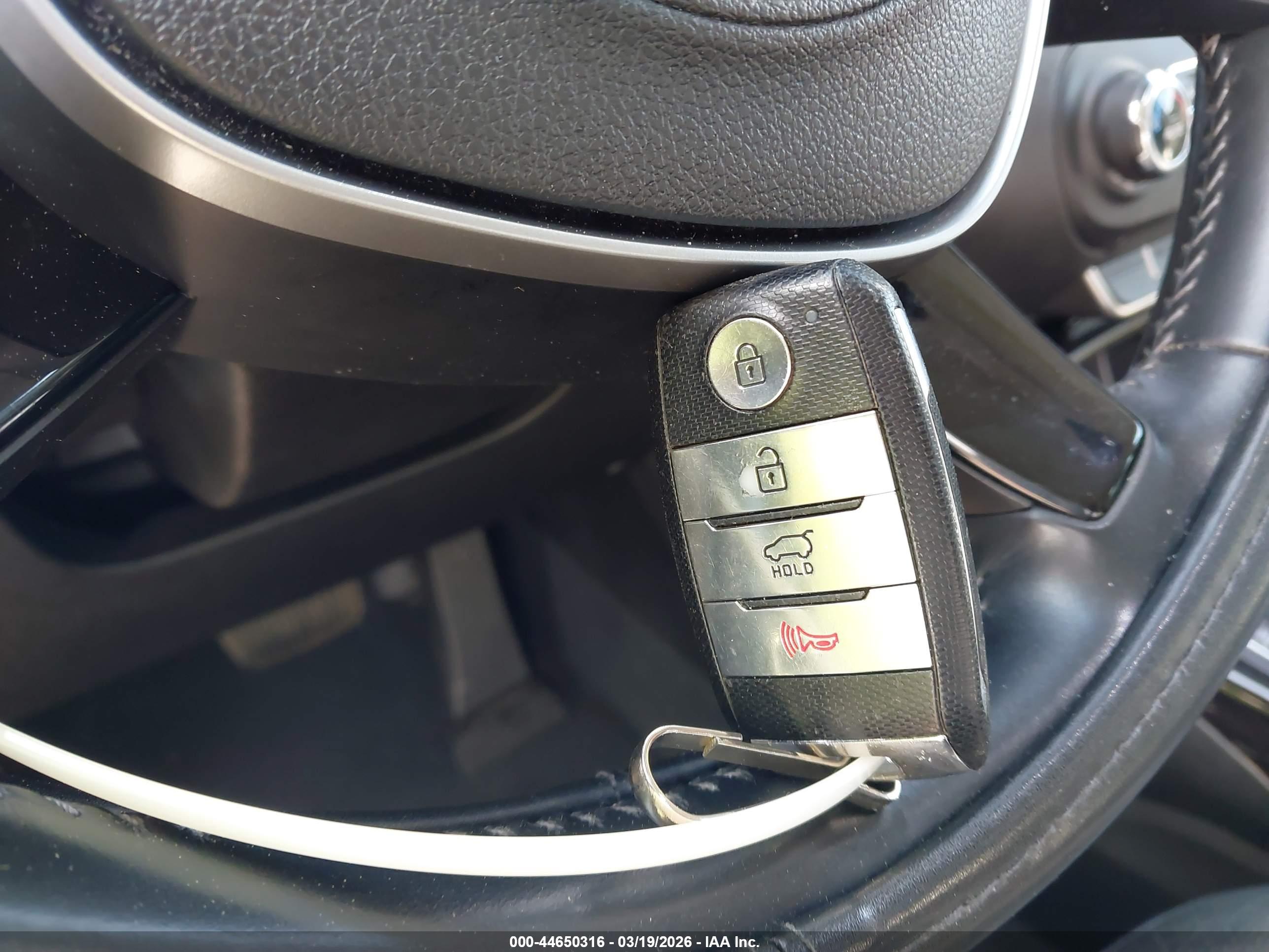 KIA SORENTO image 11