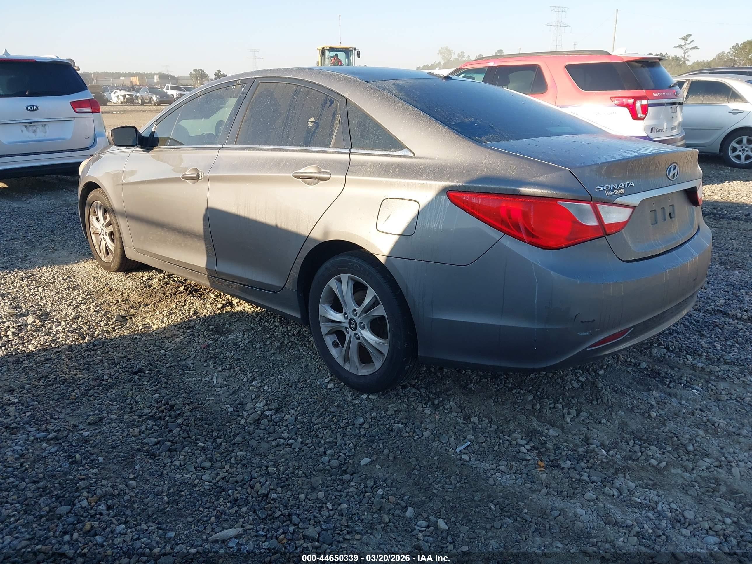 HYUNDAI SONATA image 3