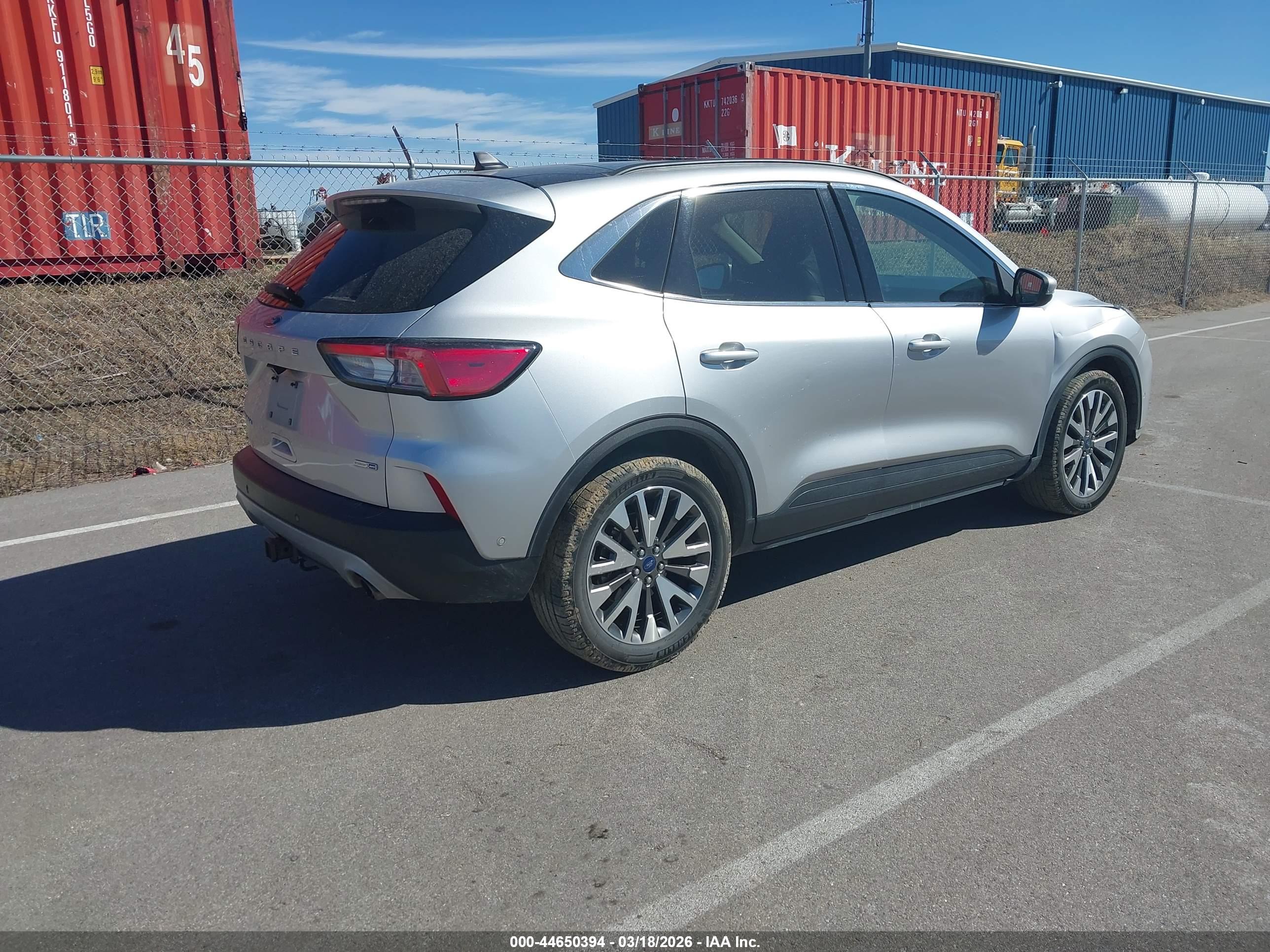 FORD ESCAPE image 4
