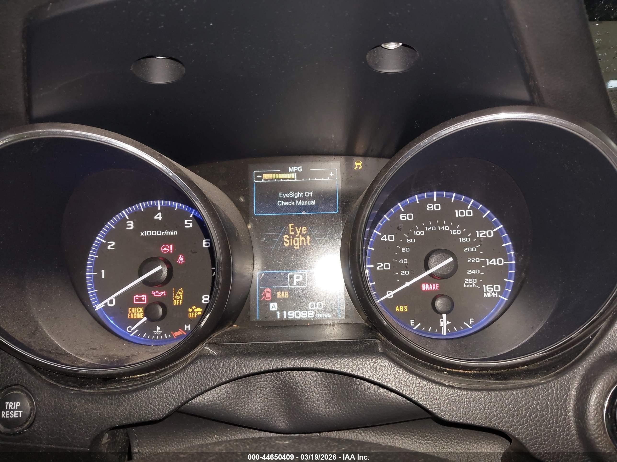 SUBARU OUTBACK image 7