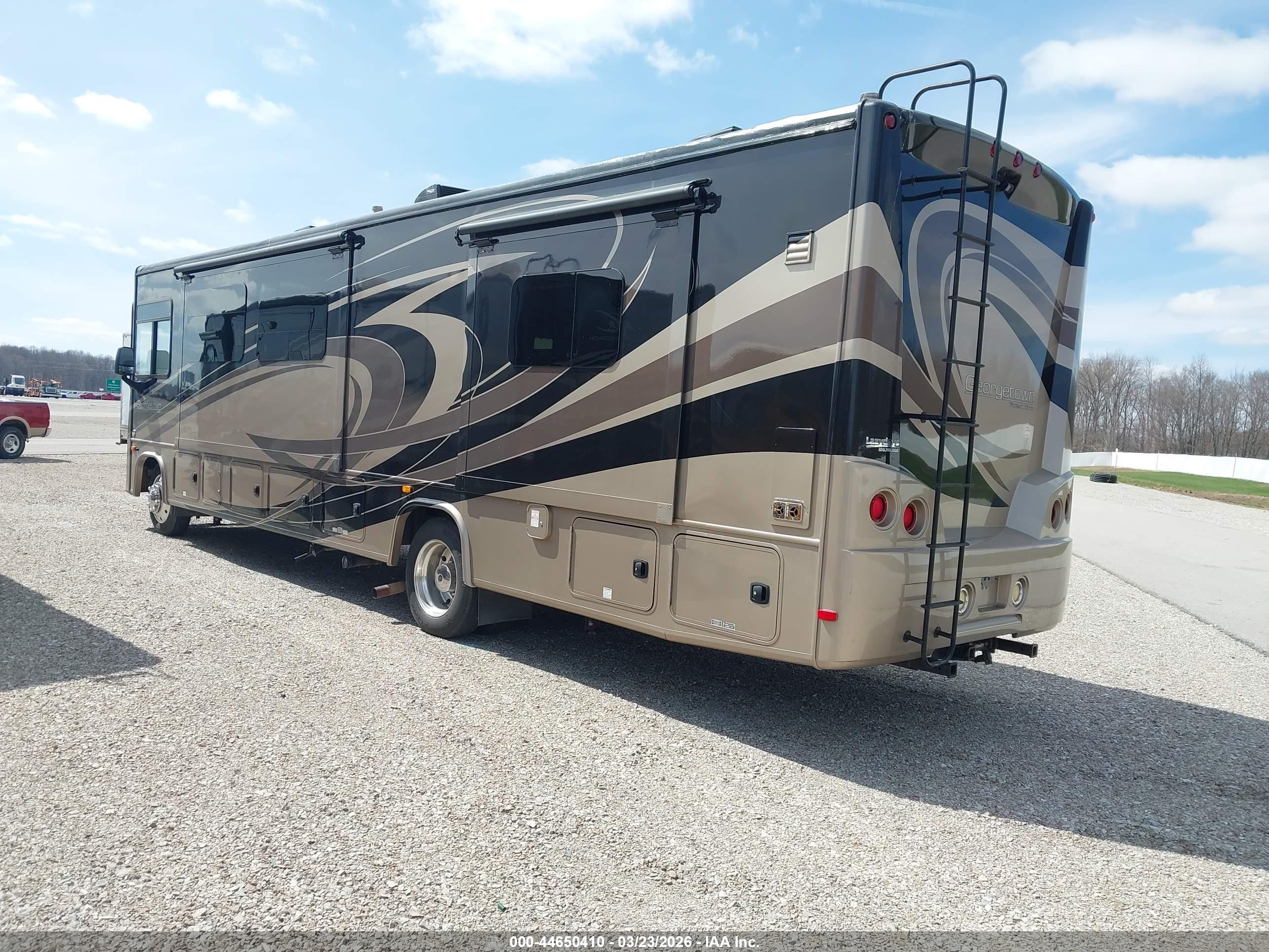 FORD F53 image 3