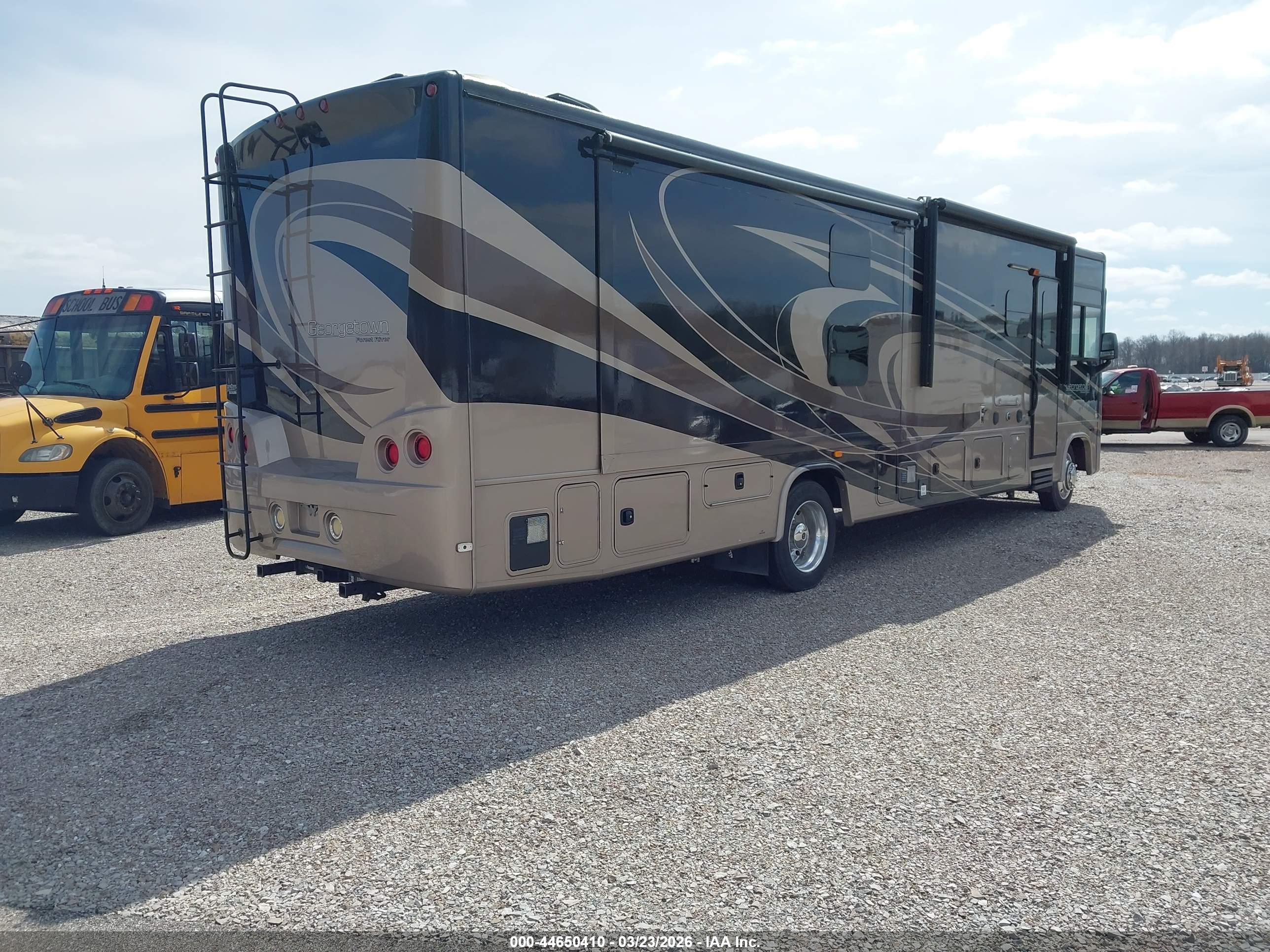 FORD F53 image 4