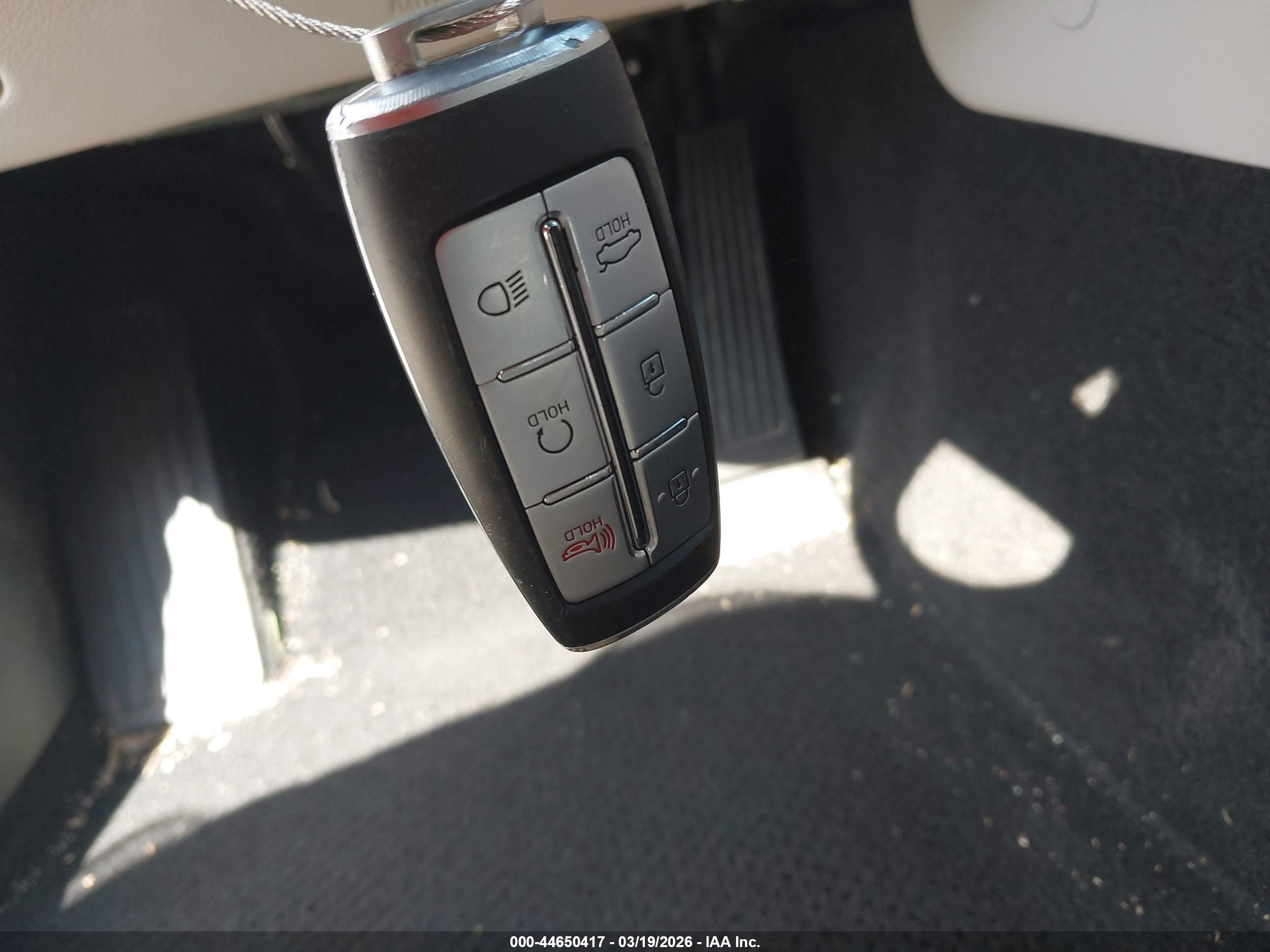 GENESIS G70 image 11