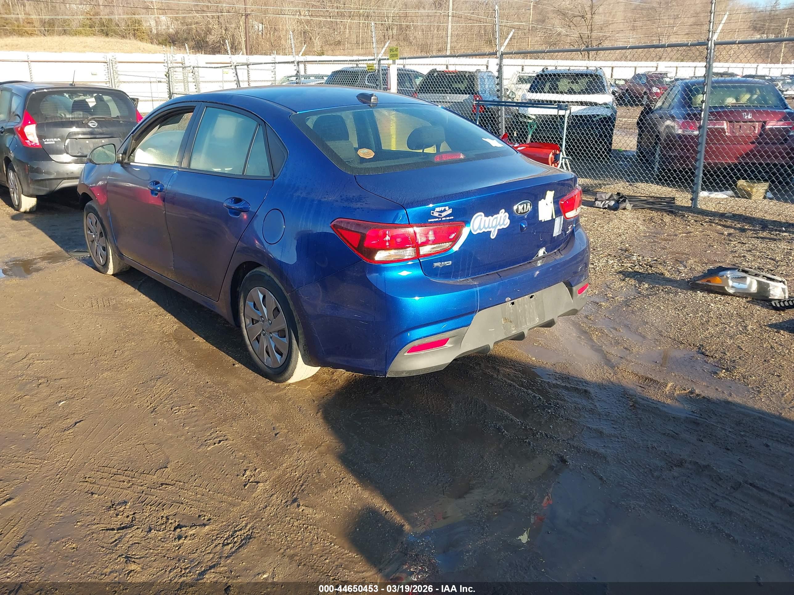 KIA RIO image 3