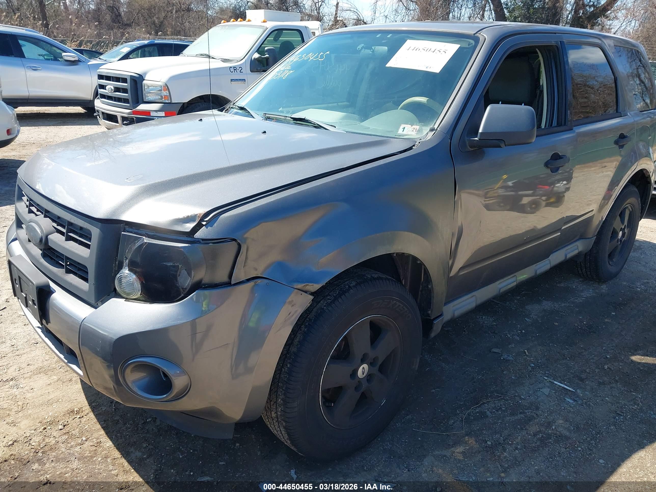 FORD ESCAPE image 6