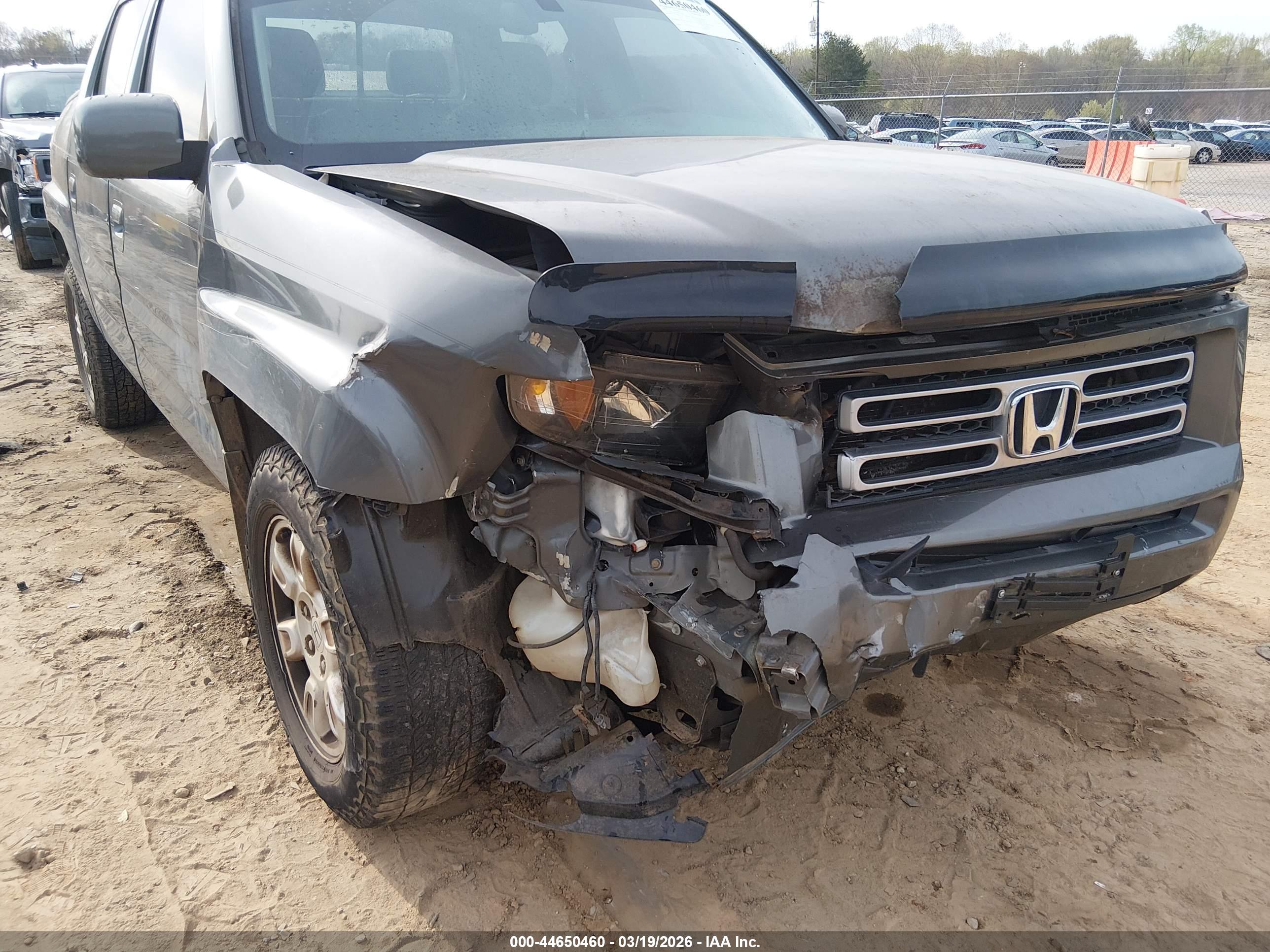 HONDA RIDGELINE image 6