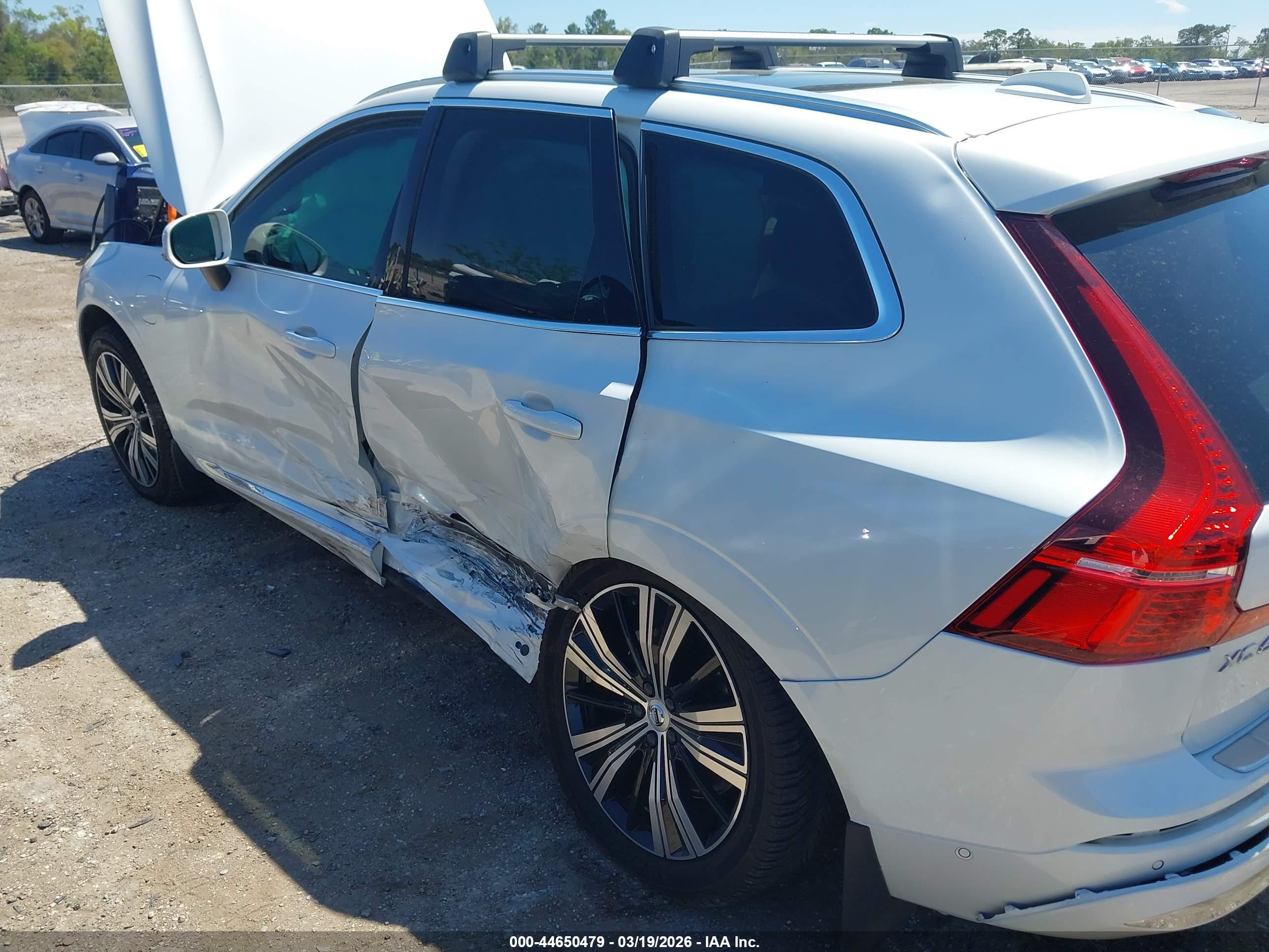 VOLVO XC60 image 6