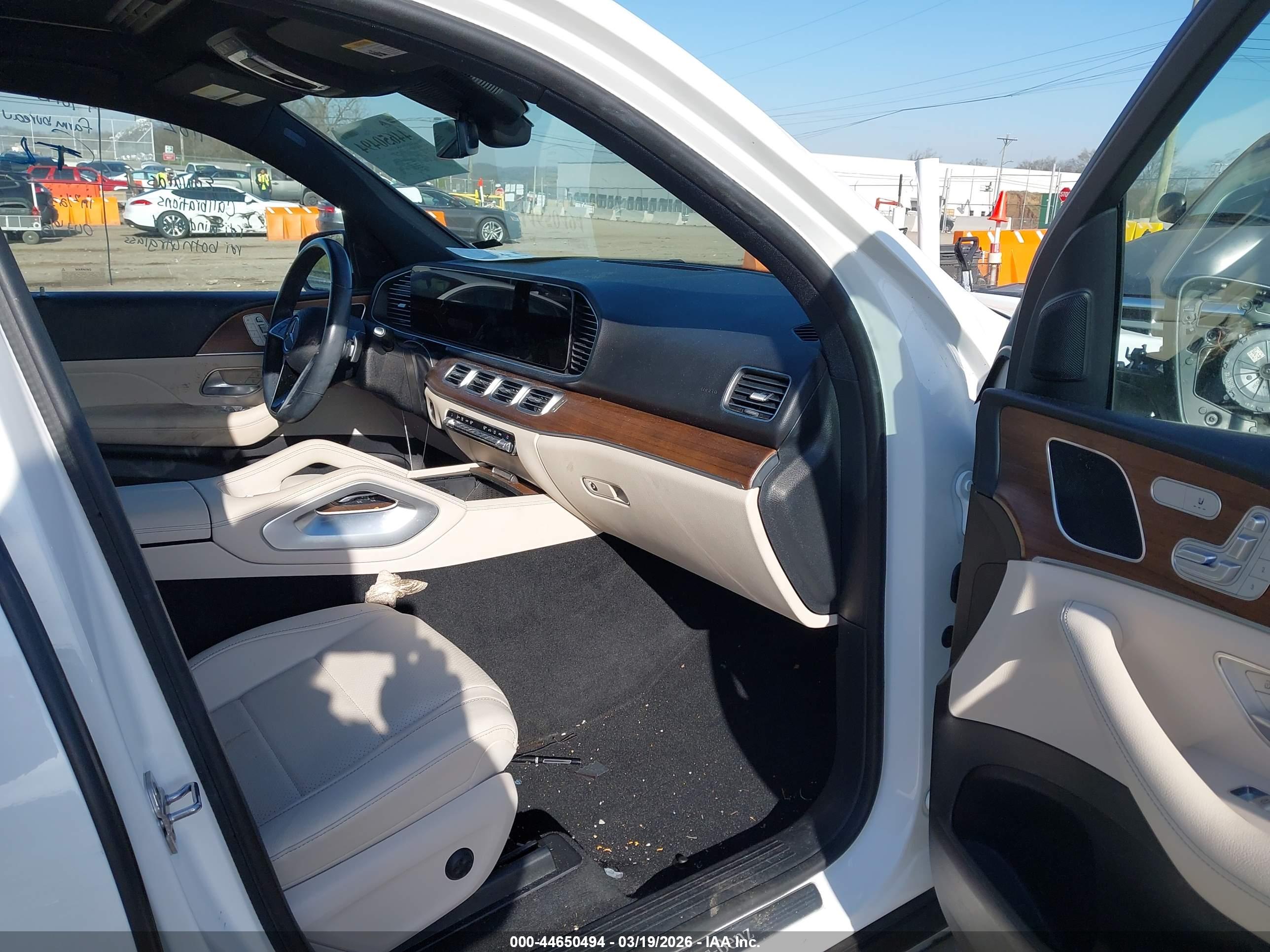 MERCEDES-BENZ GLE image 5