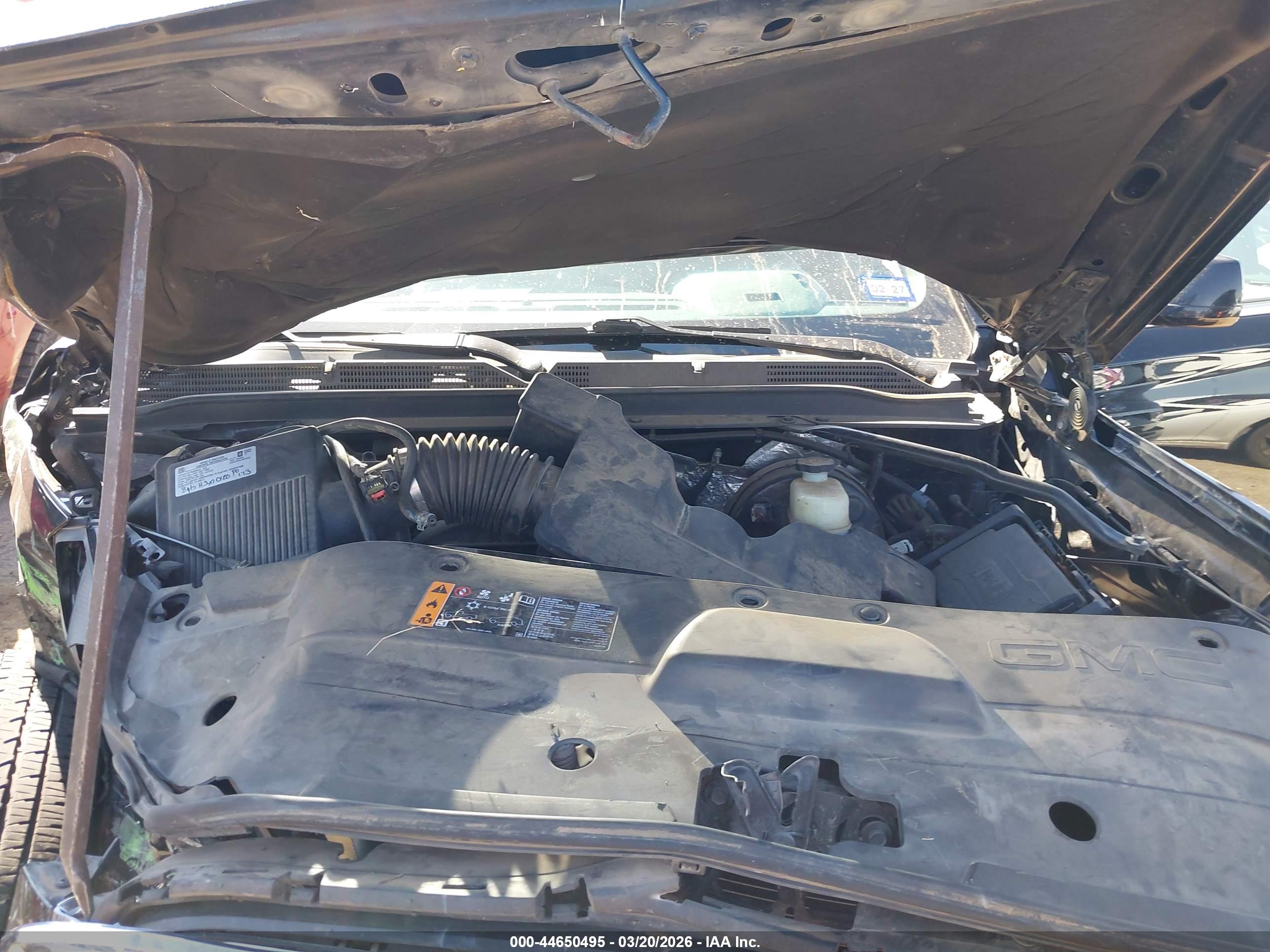 GMC YUKON image 10
