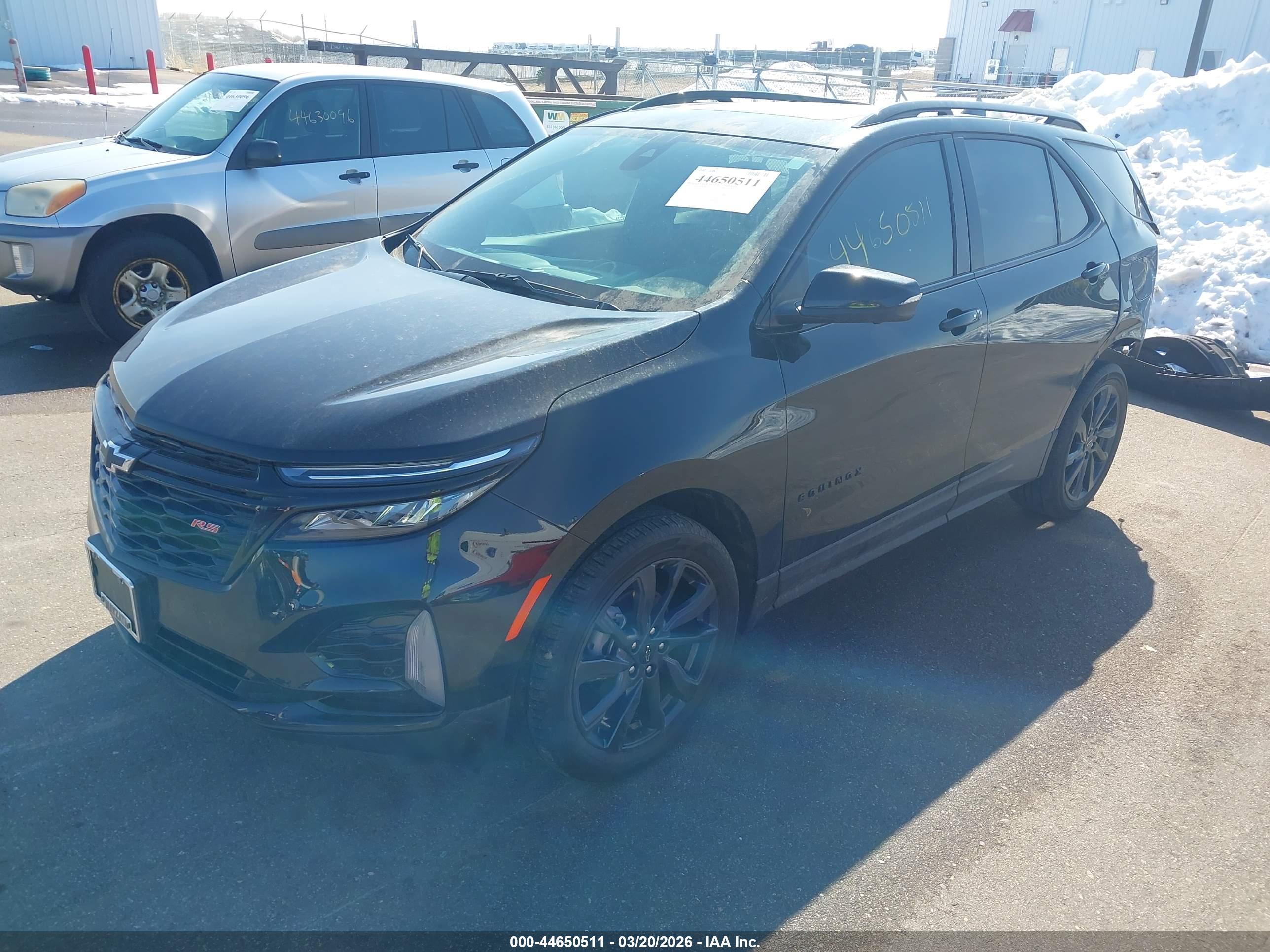 CHEVROLET EQUINOX image 2