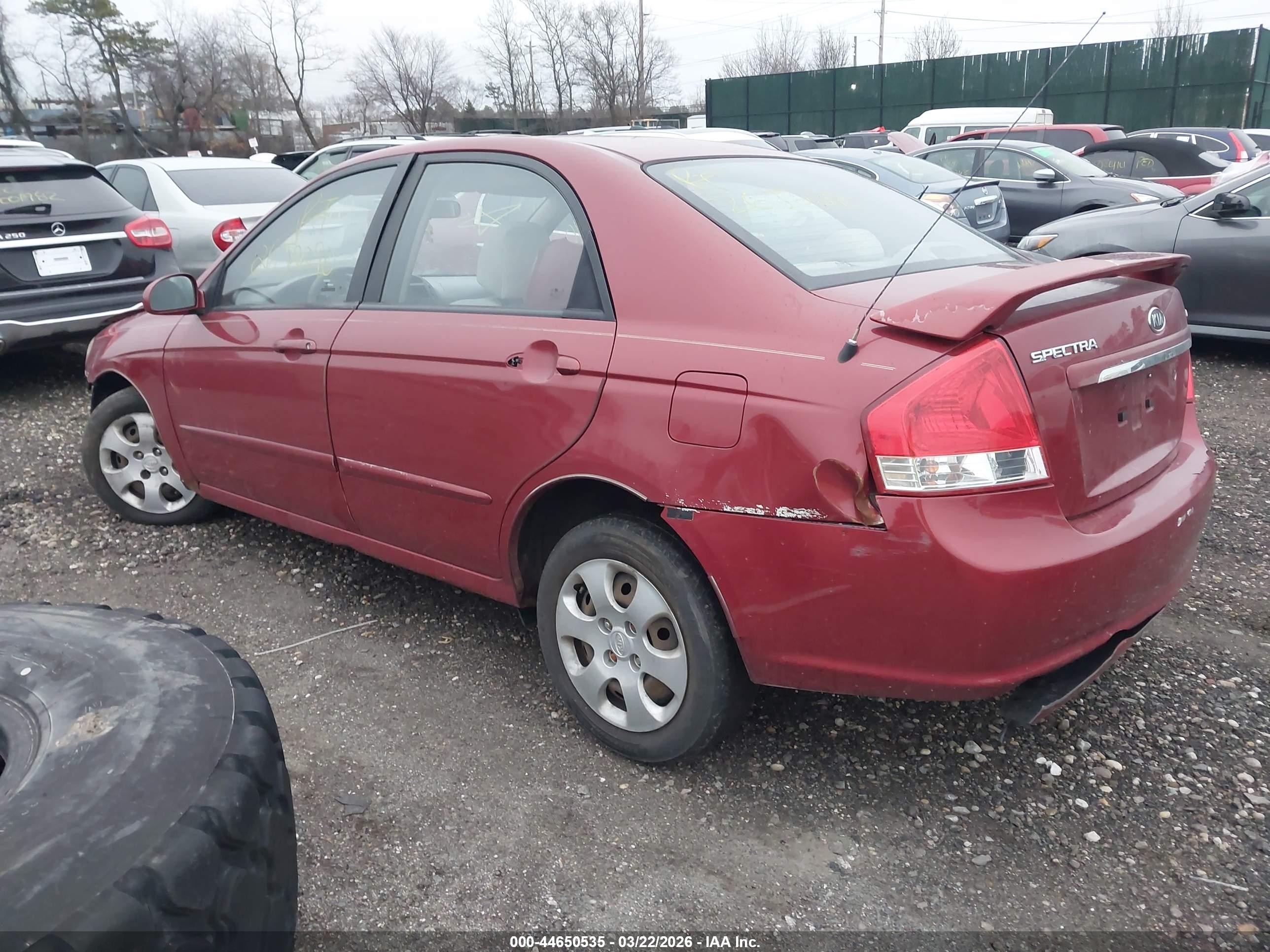 KIA SPECTRA image 3