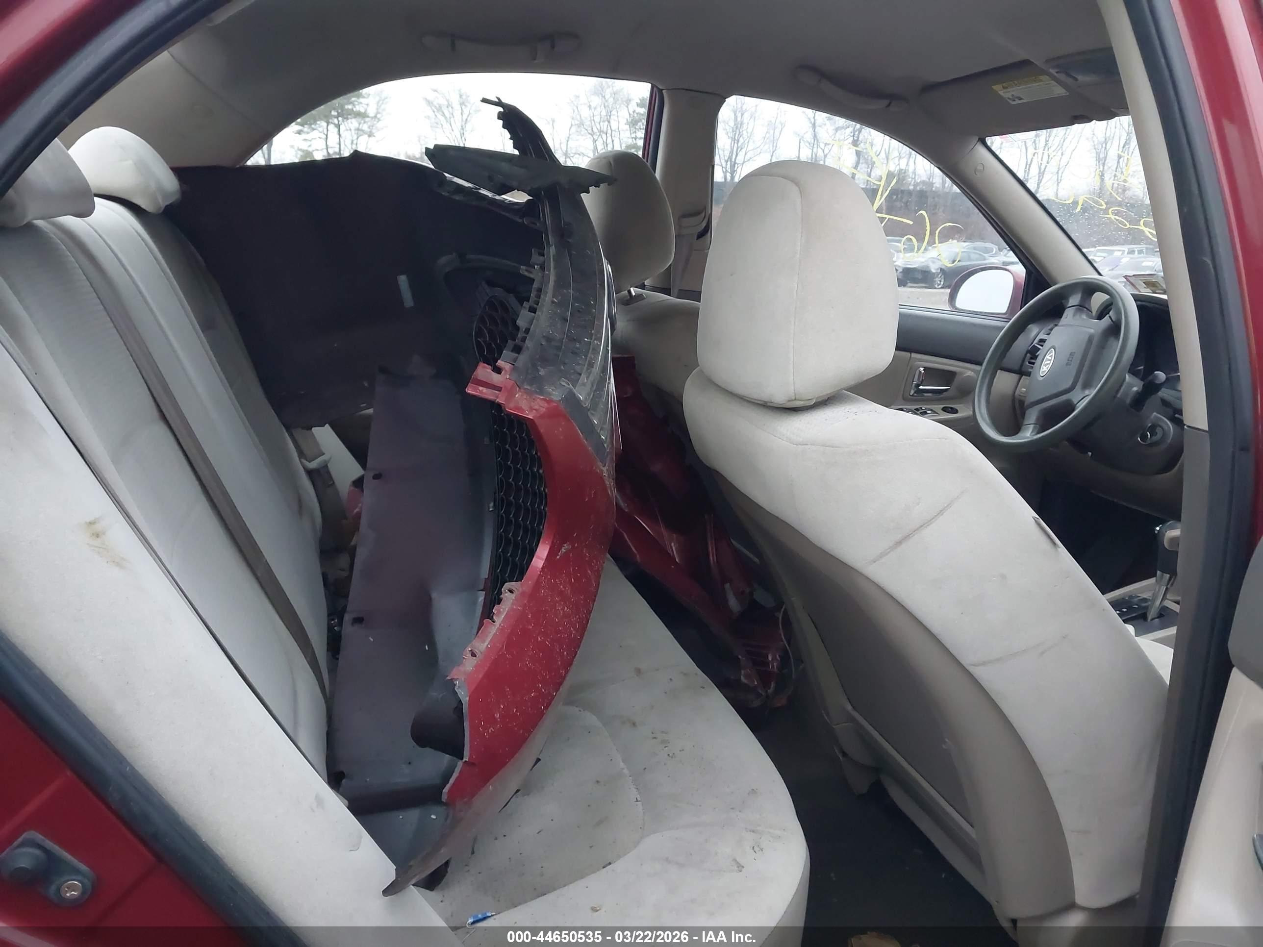 KIA SPECTRA image 8