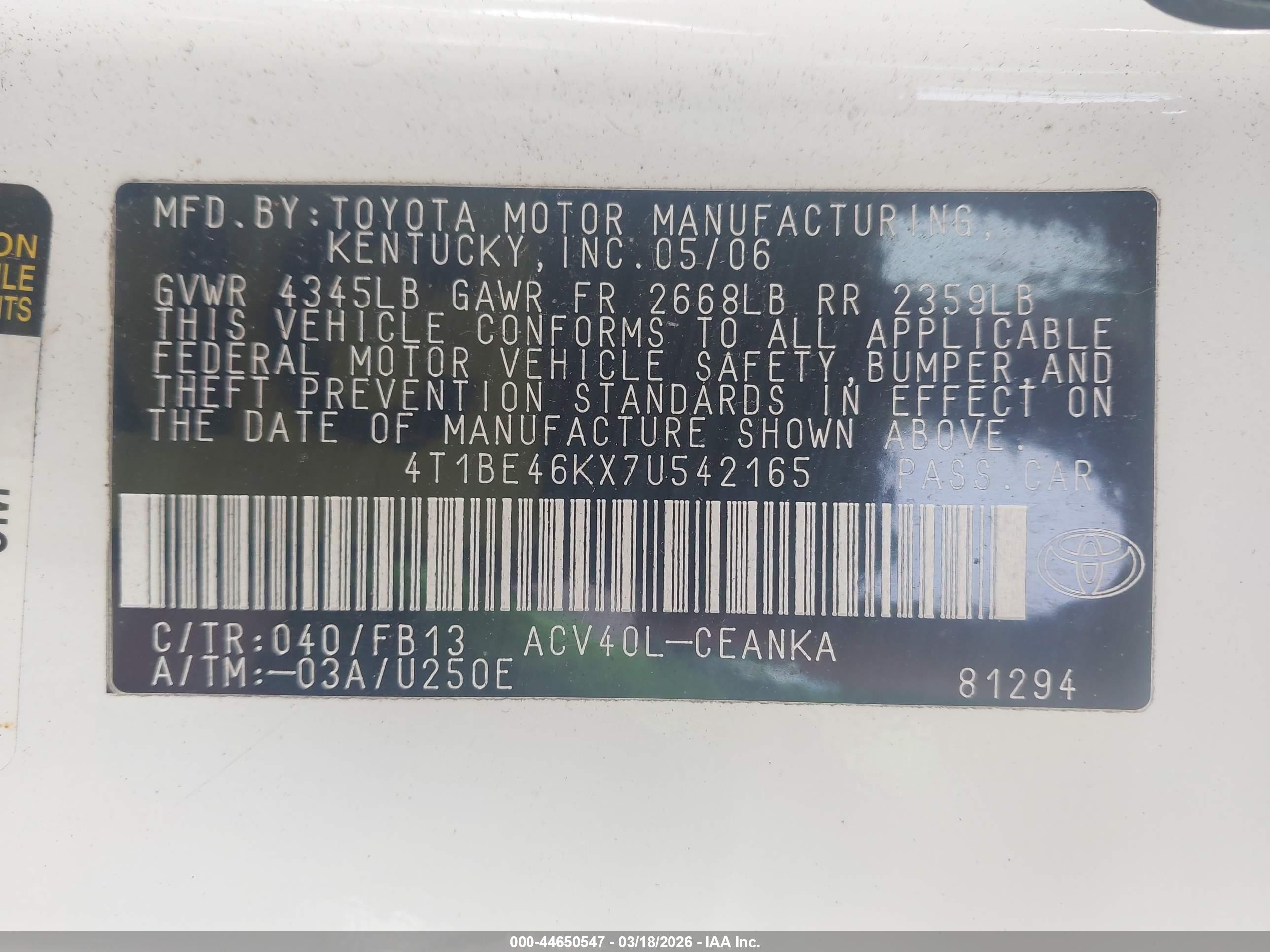 TOYOTA CAMRY image 9