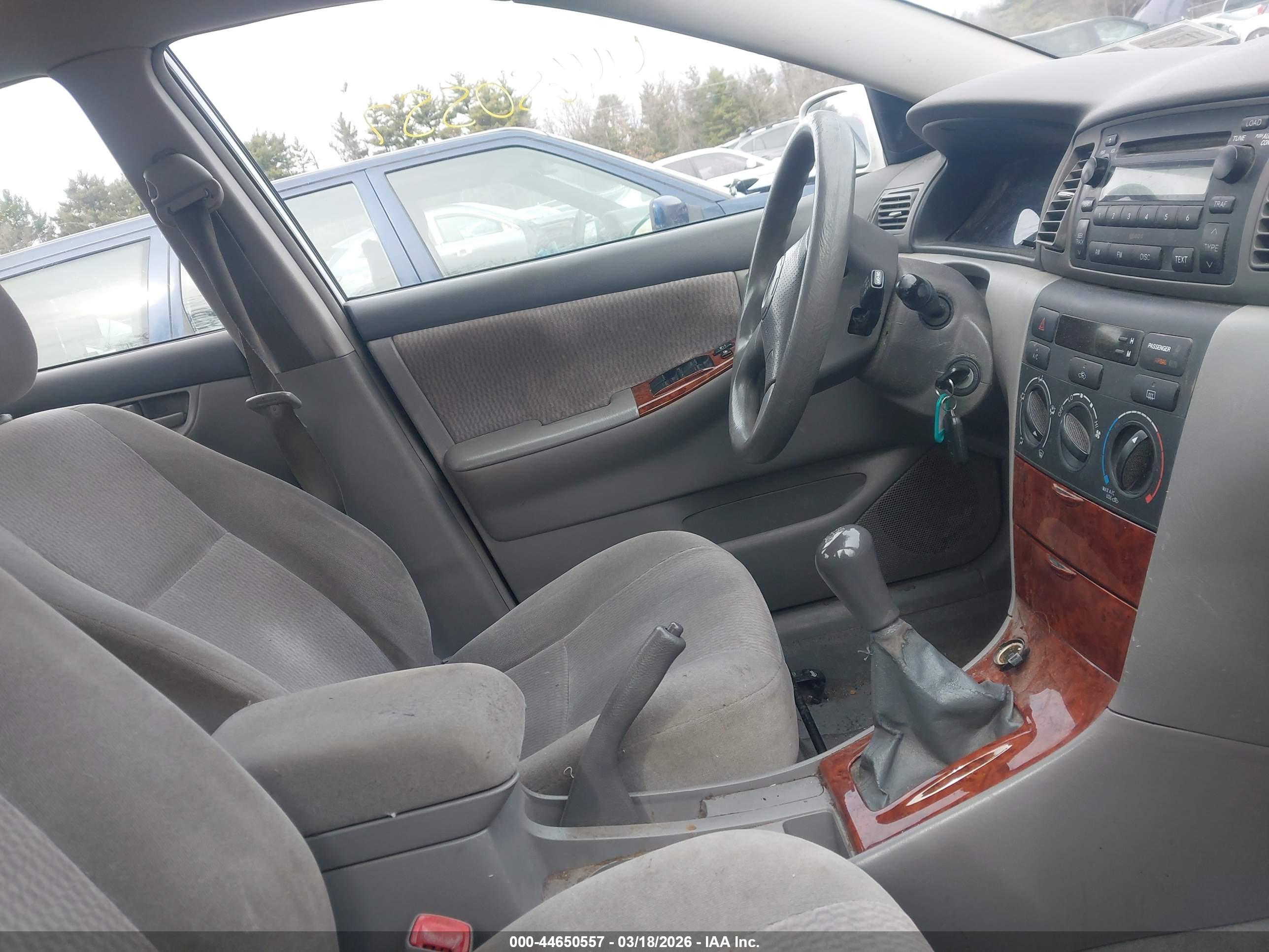TOYOTA COROLLA image 5