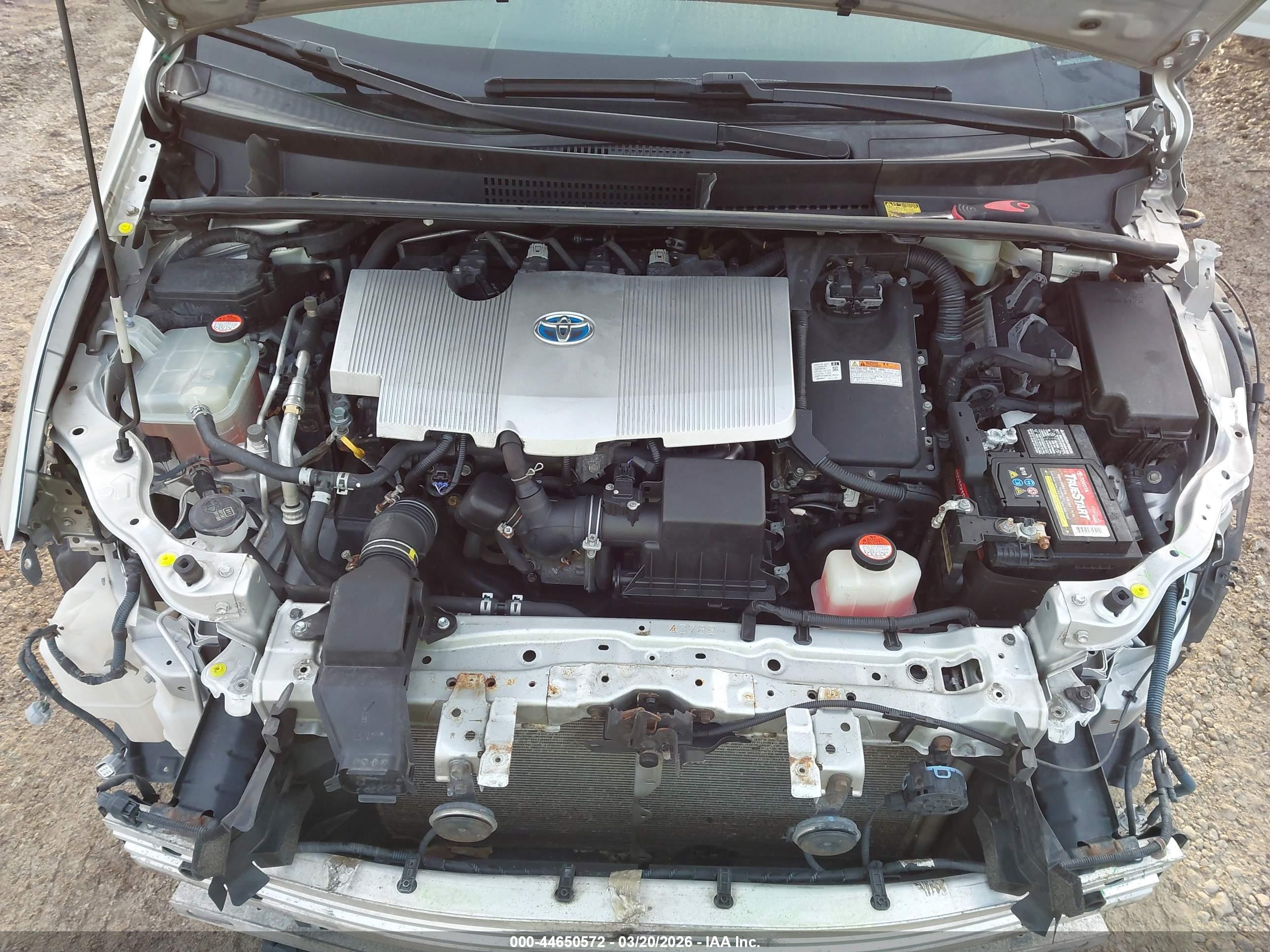 TOYOTA PRIUS image 10