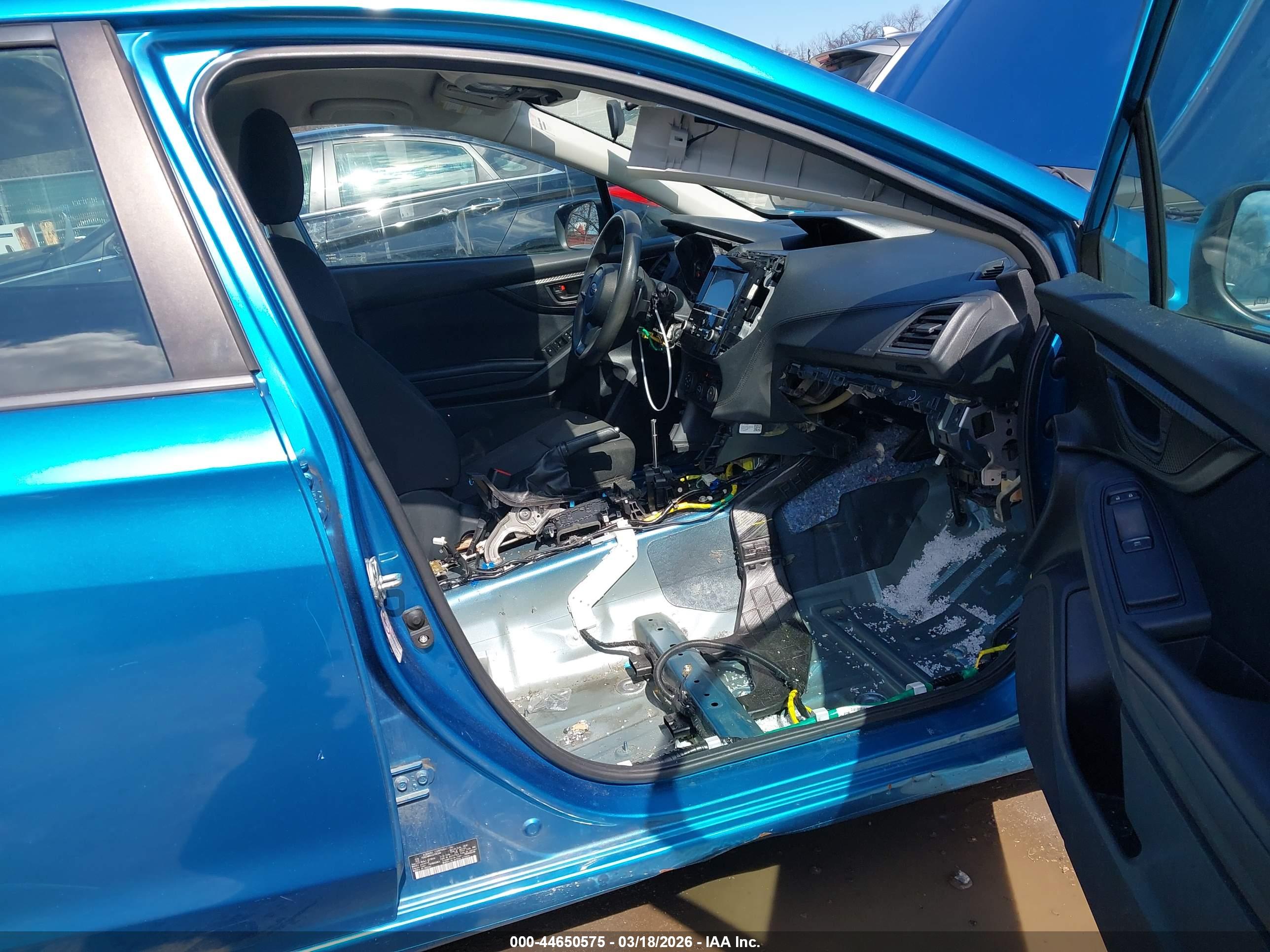 SUBARU IMPREZA image 5