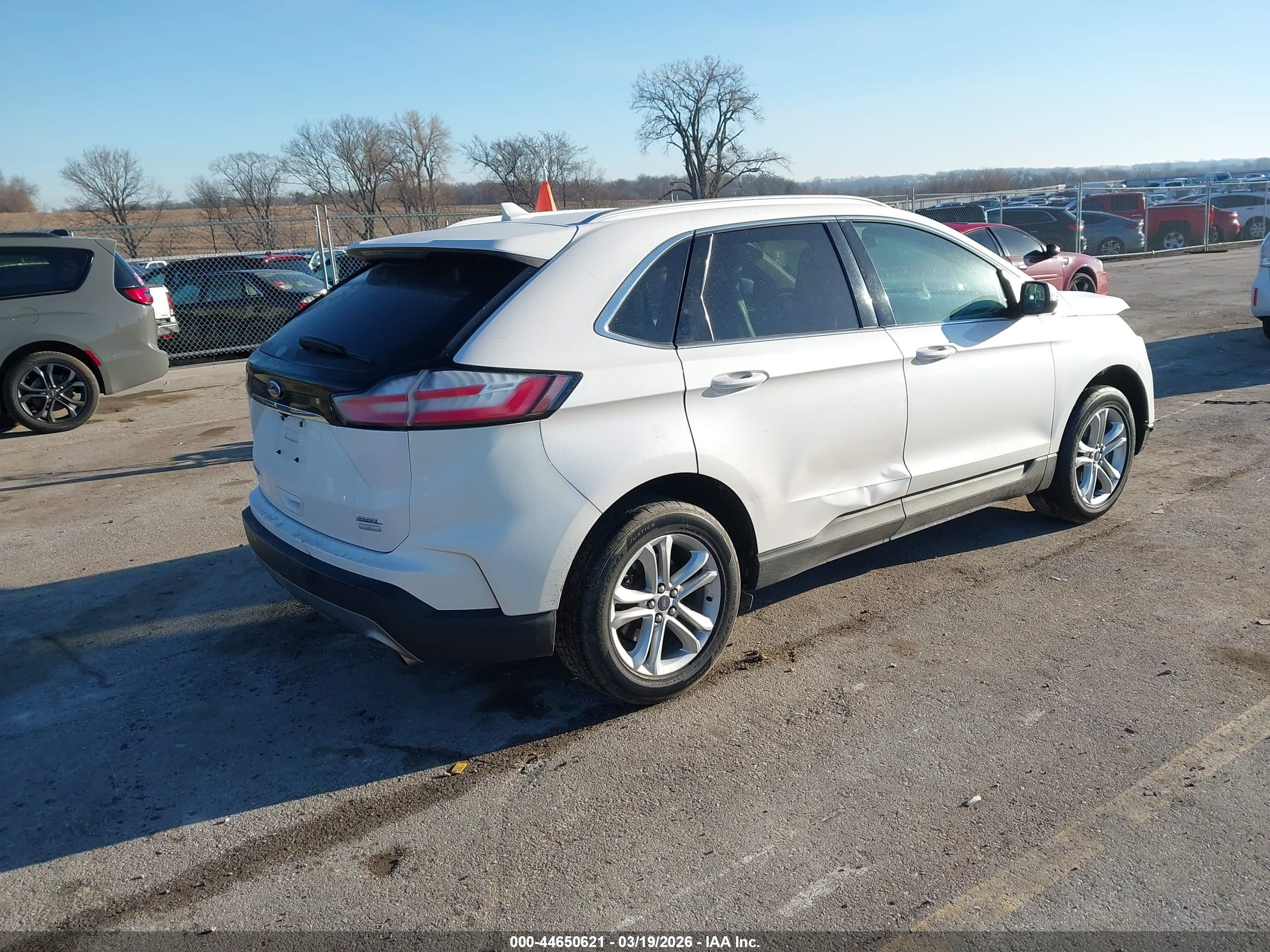 FORD EDGE image 4
