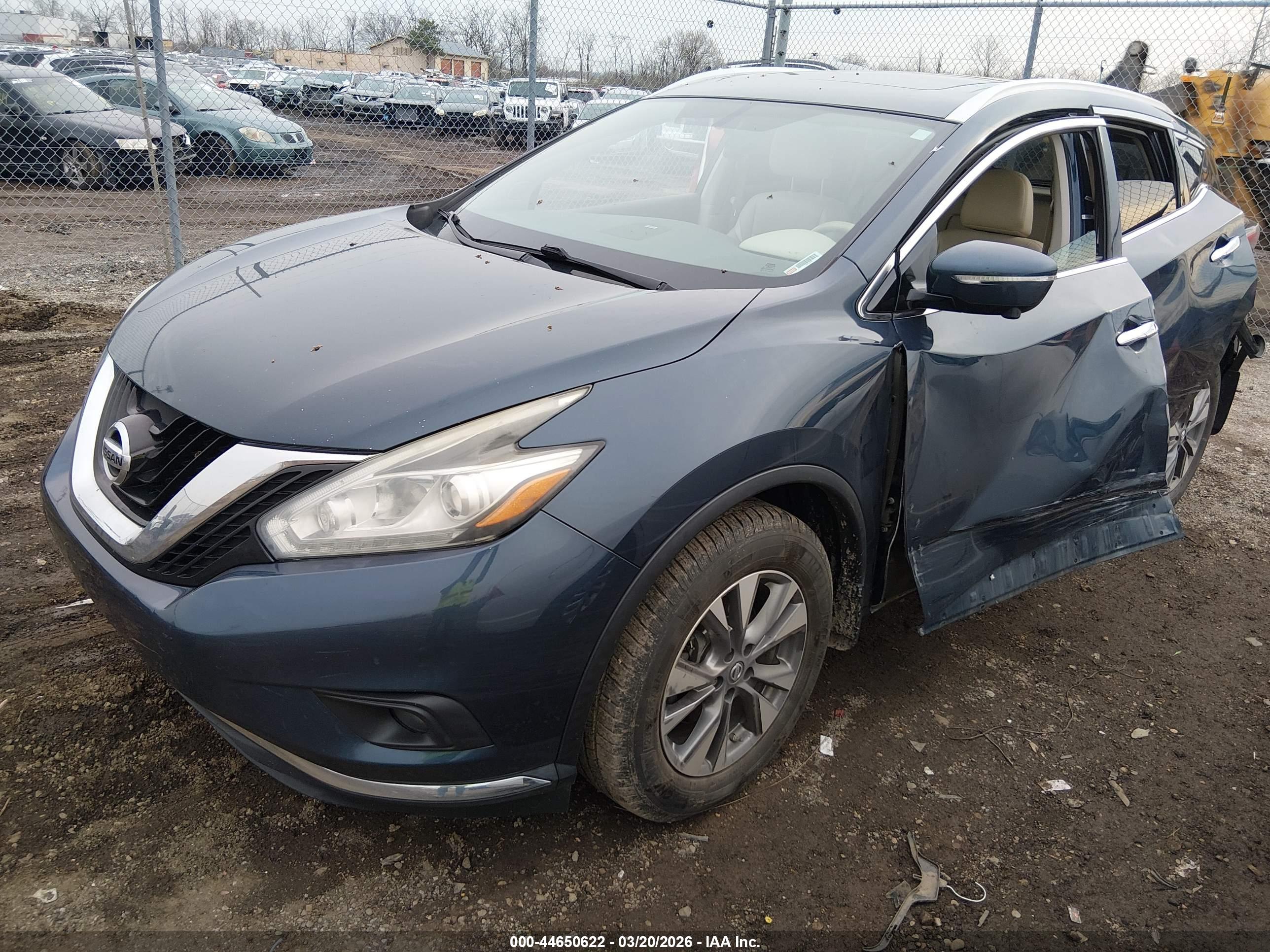 NISSAN MURANO image 2