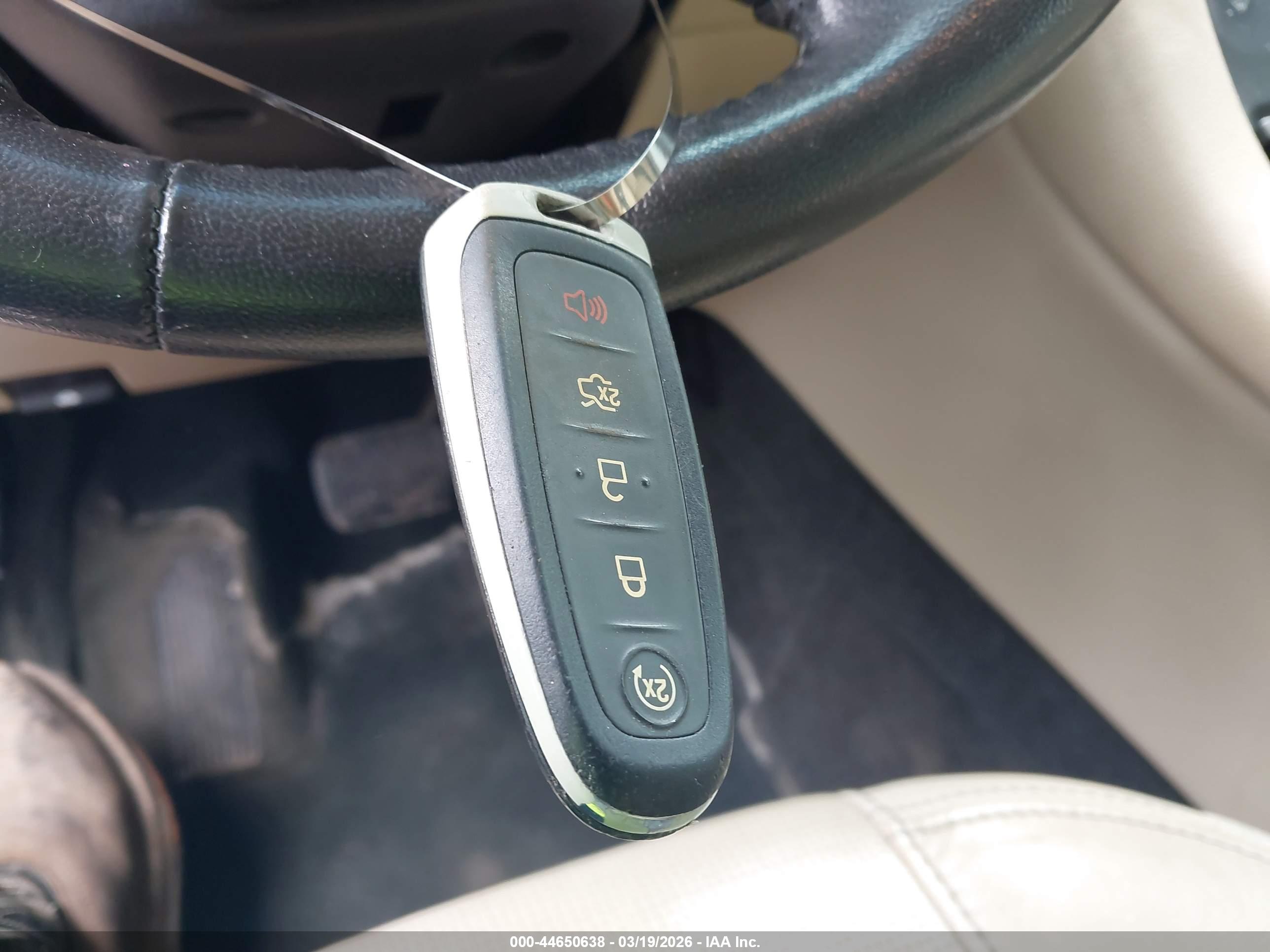 FORD TAURUS image 11
