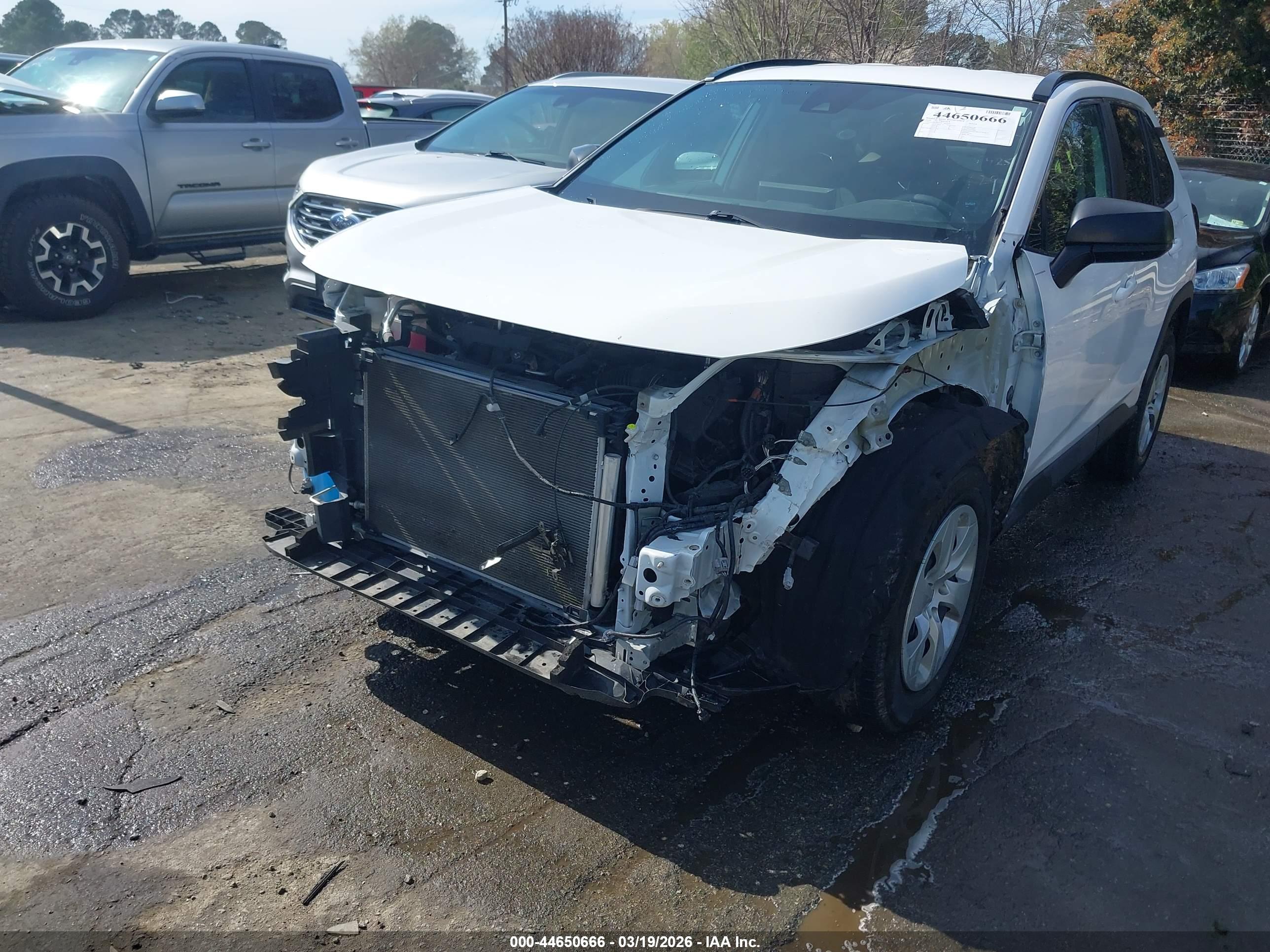 TOYOTA RAV4 image 6