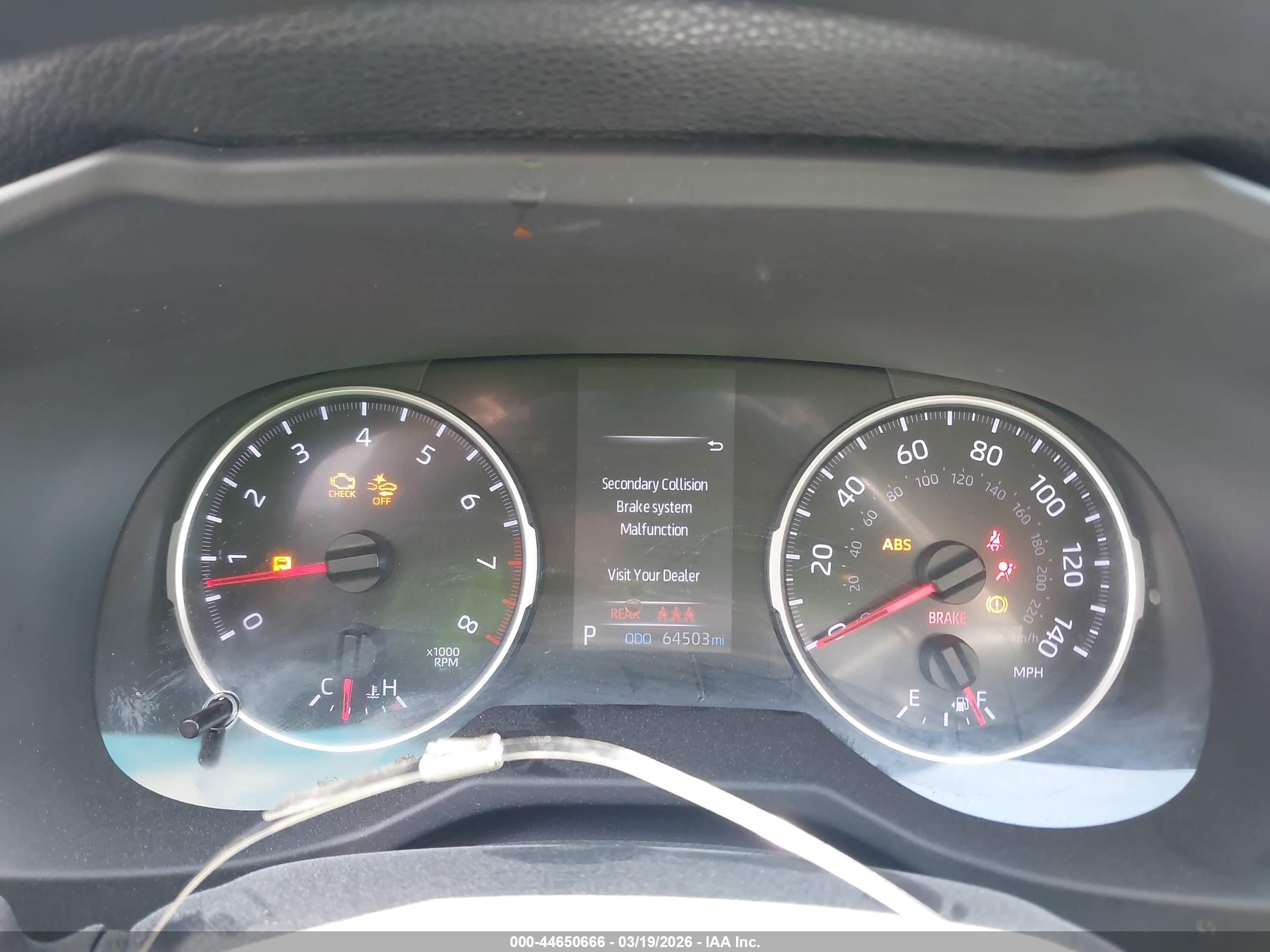 TOYOTA RAV4 image 7
