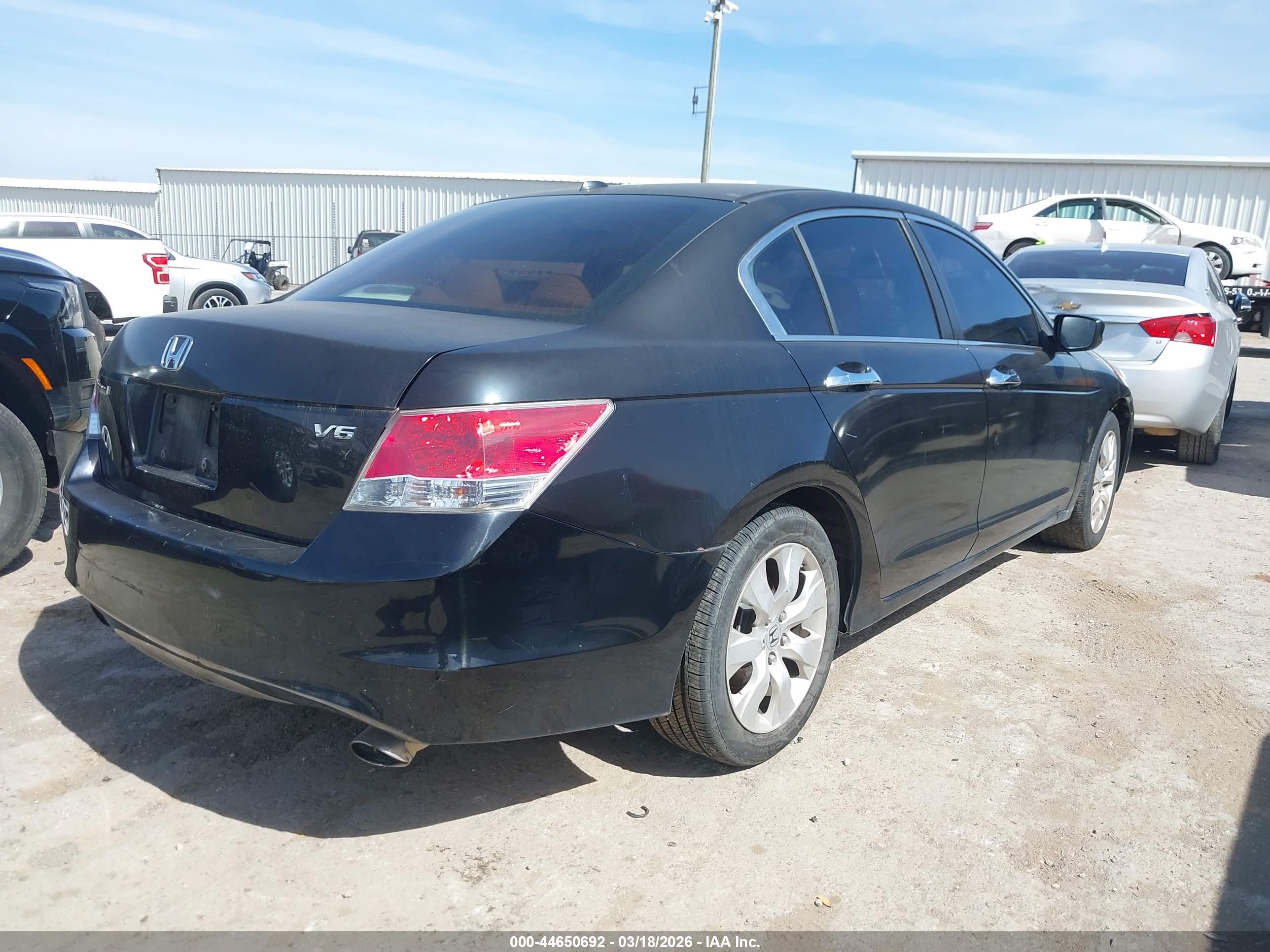 HONDA ACCORD image 4