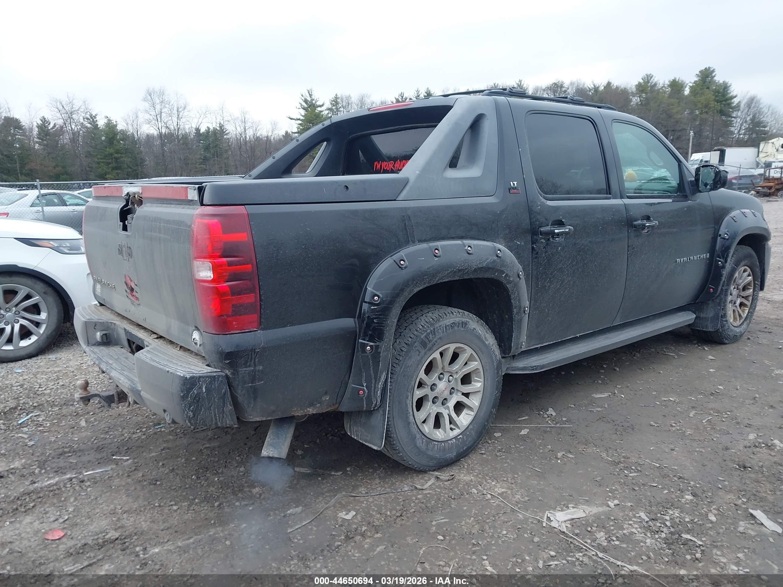 CHEVROLET AVALANCHE image 4