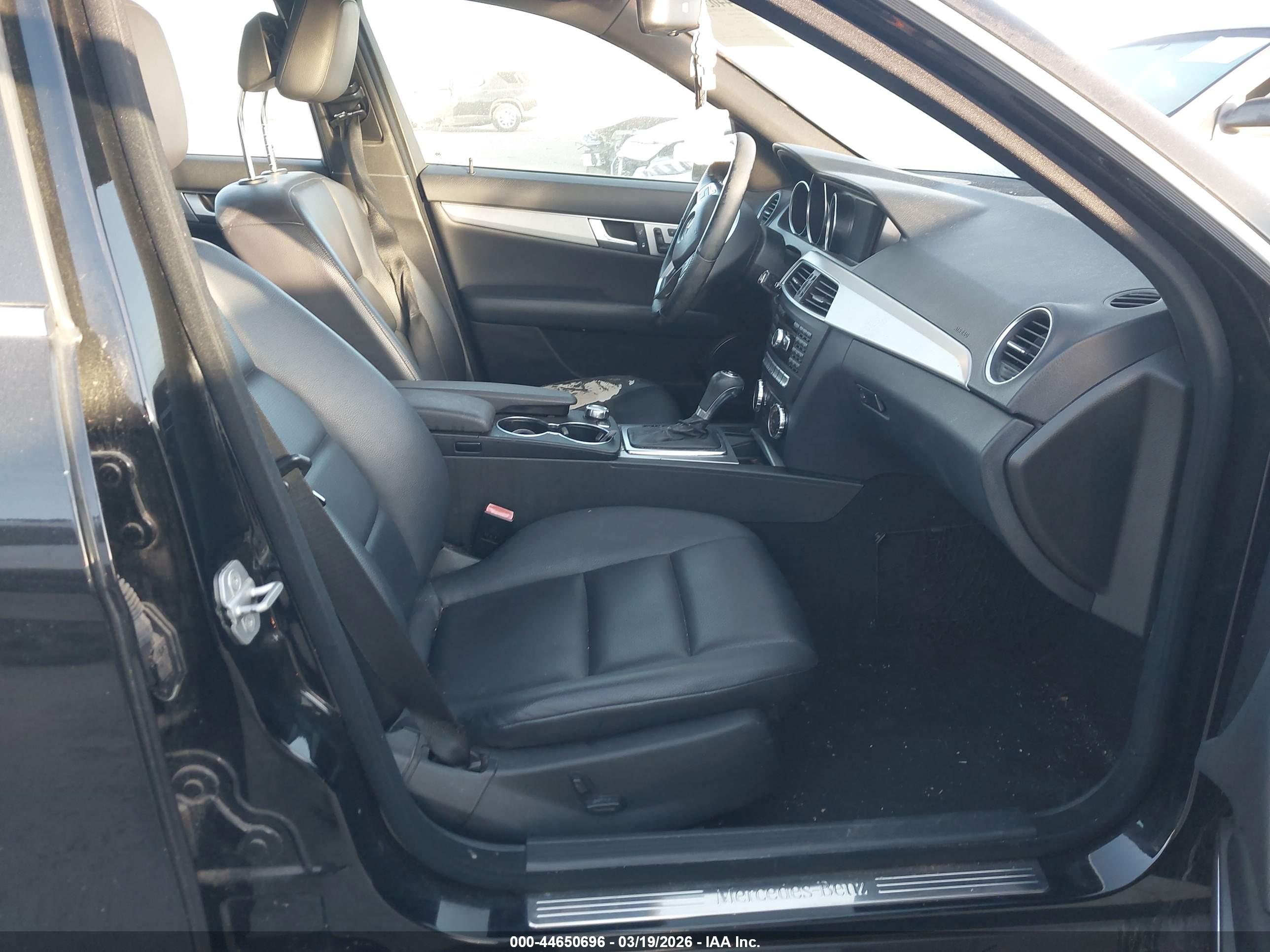 MERCEDES-BENZ C image 5