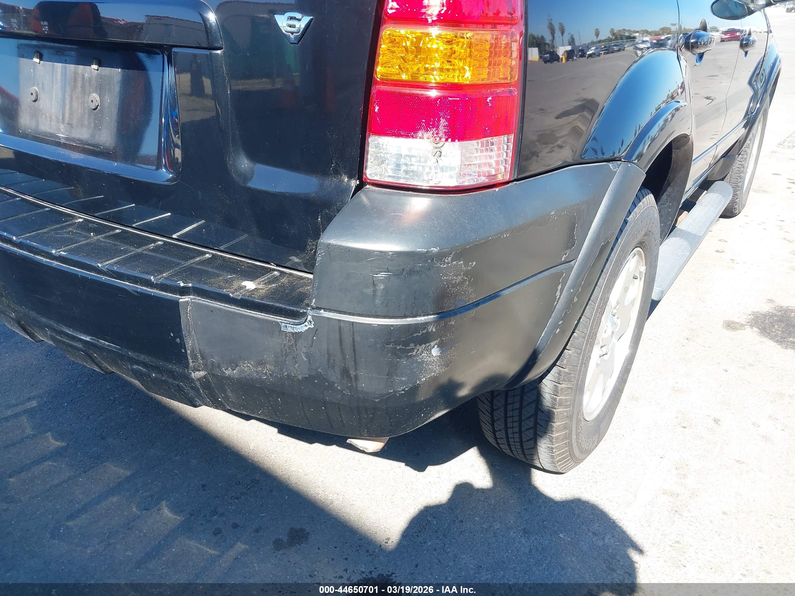 FORD ESCAPE image 6