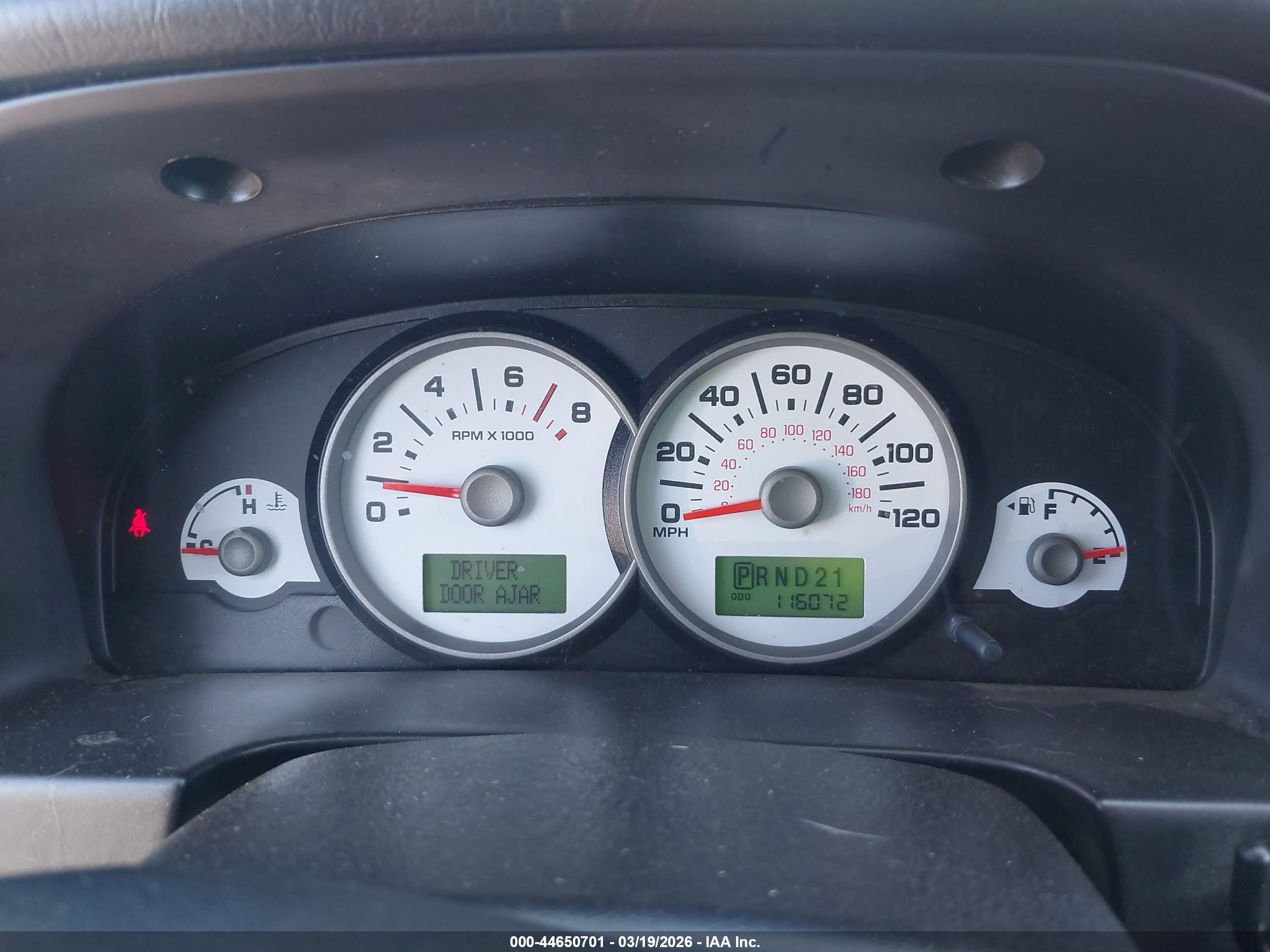 FORD ESCAPE image 7