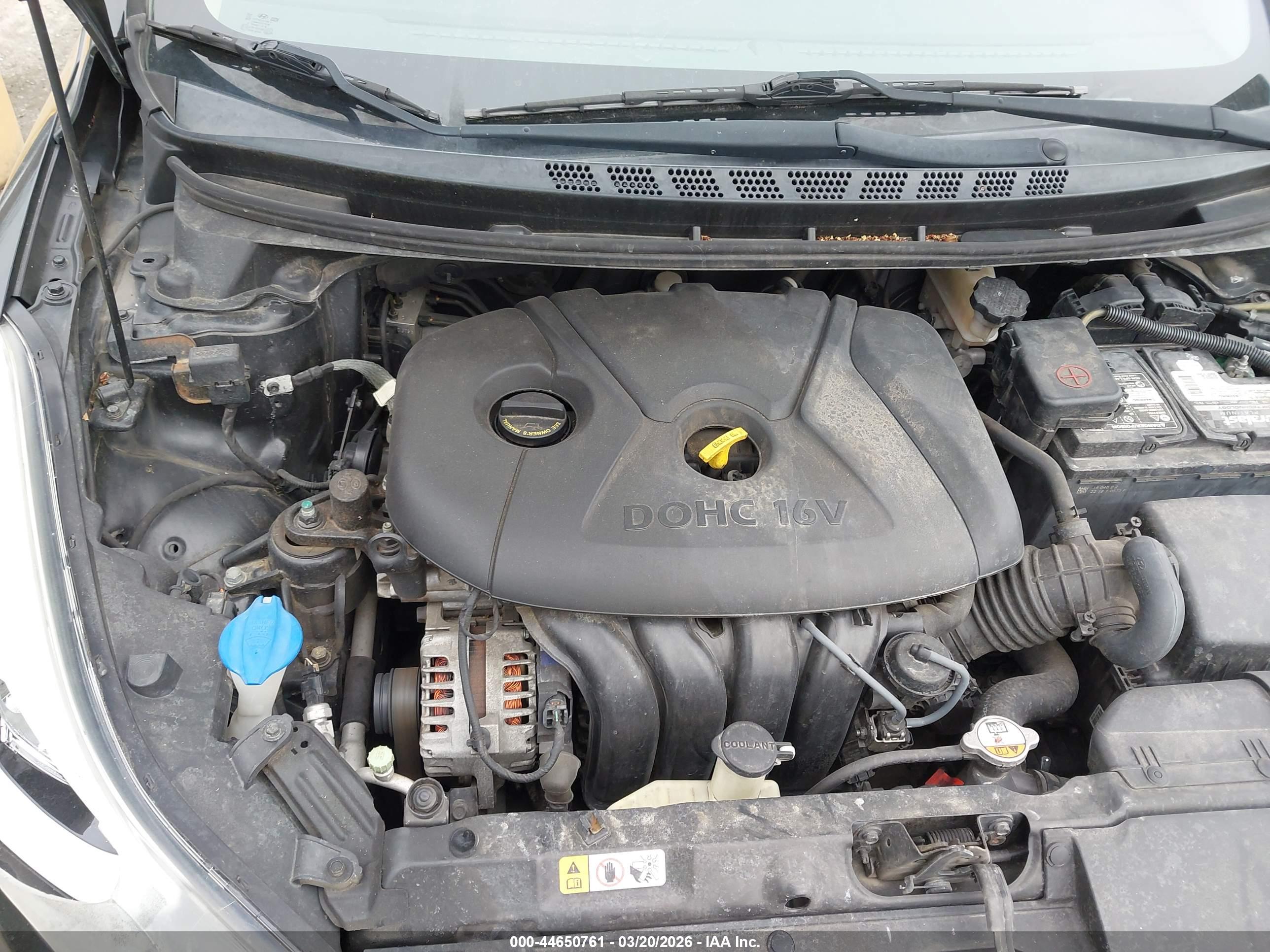 HYUNDAI ELANTRA image 10